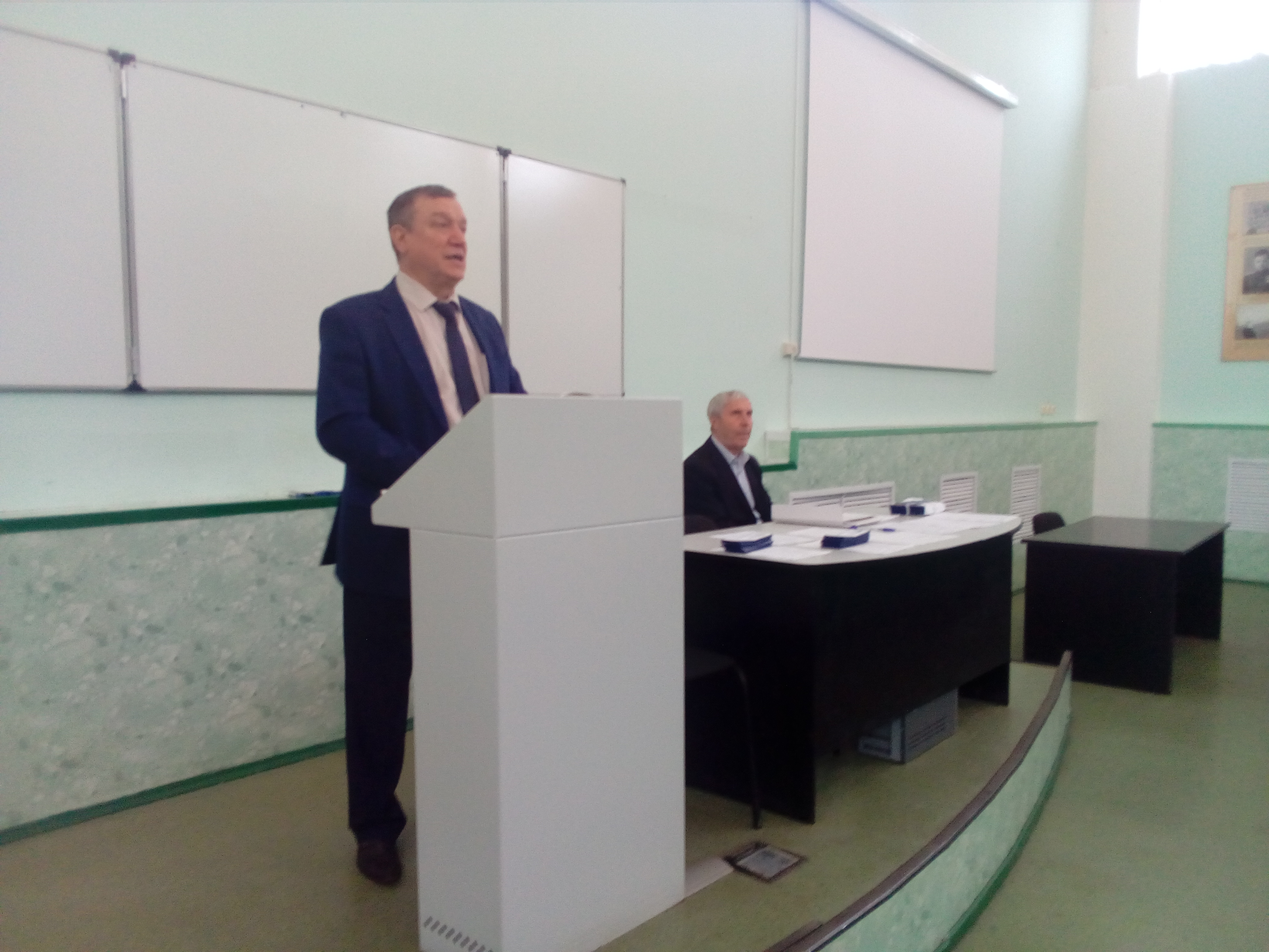 День знаний. Преподаватели ОПБС встретились со студентами 1 курса