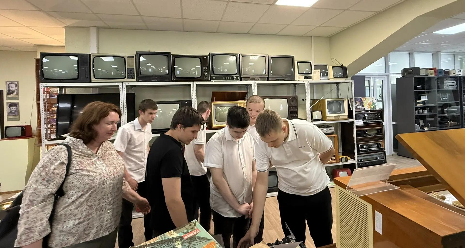 В СГТУ прошёл кинопоказ, посвященный 85-й годовщине начала ВОВ