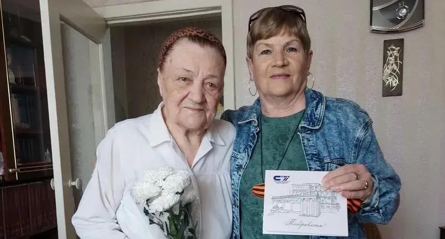 Сотрудники СГТУ поздравили ветеранов с наступающим Днем Победы