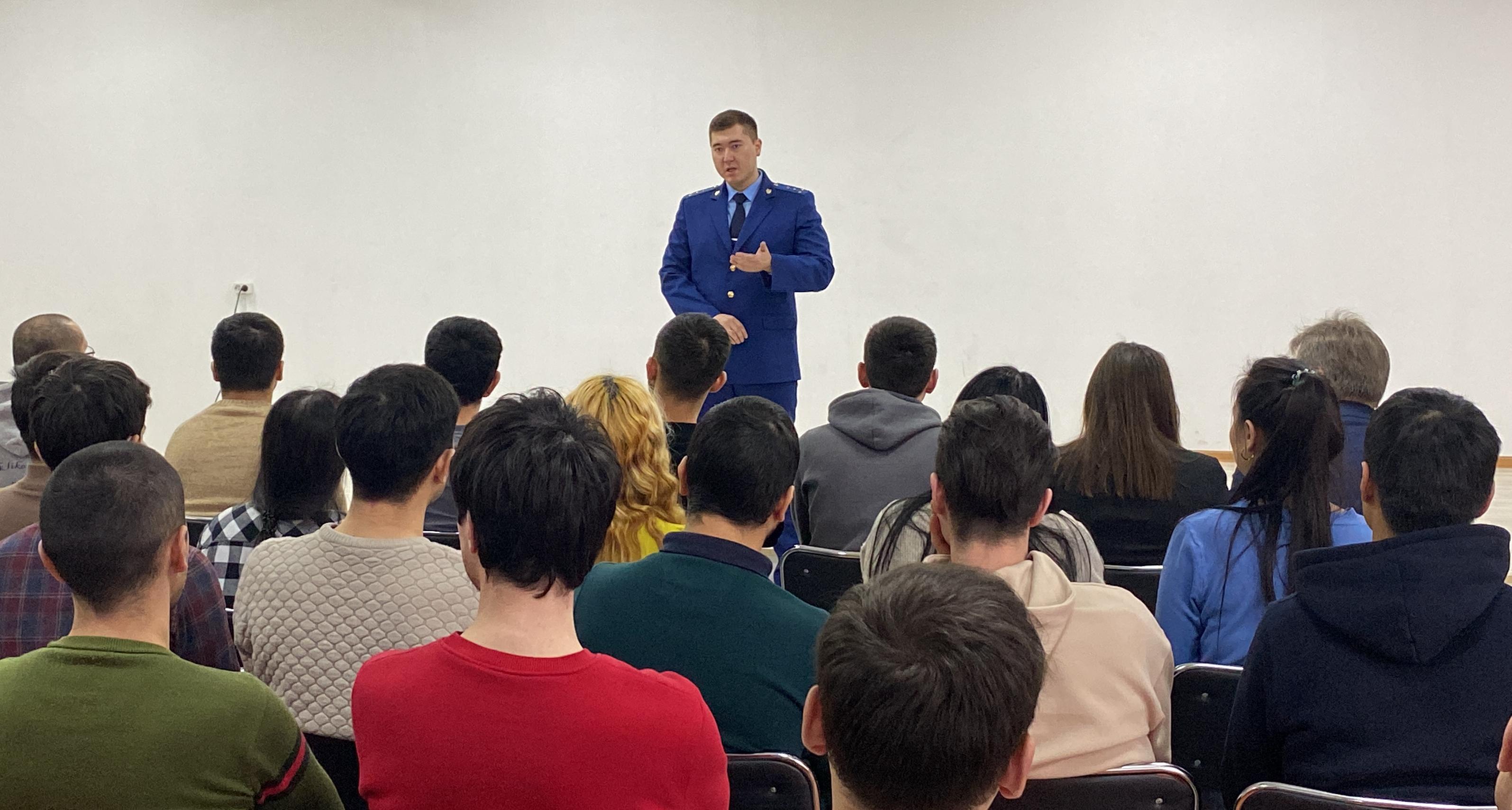 В СГТУ продолжается цикл встреч «Вопрос прокурору»