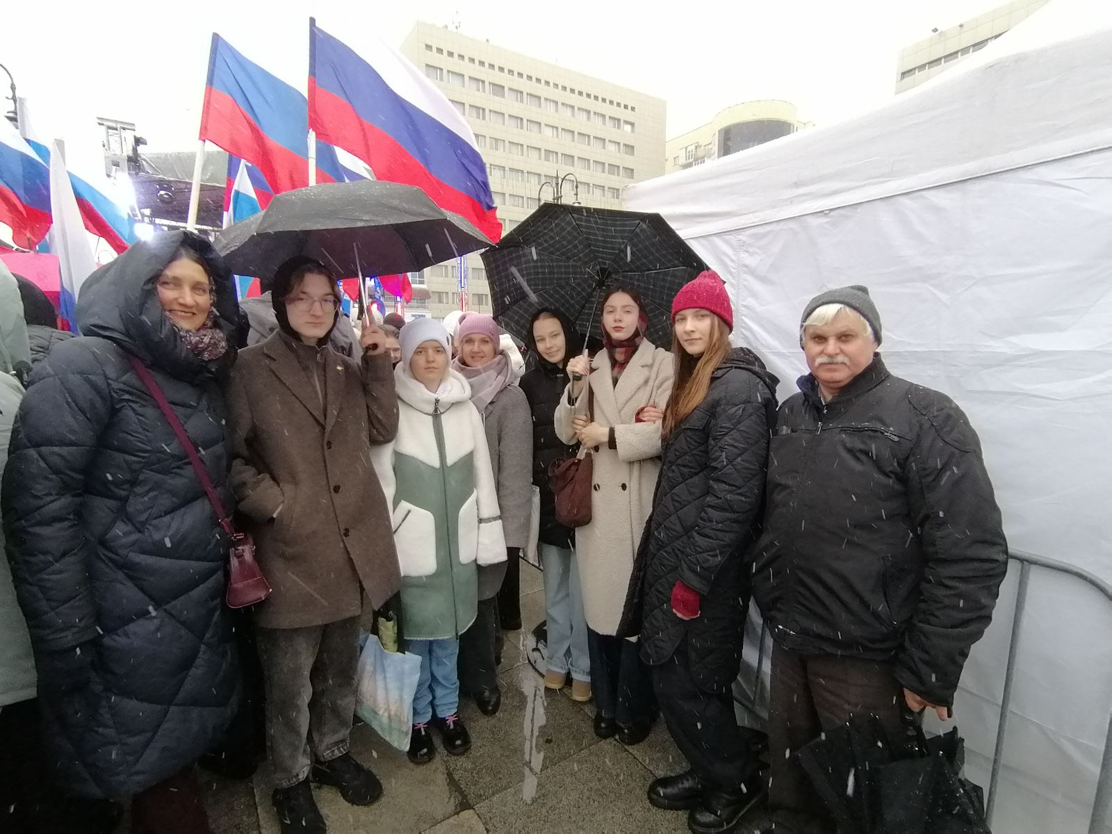 Сотрудники и студенты кафедры МКМ приняли участие в праздничном концерте, посвященном дню Народного единства