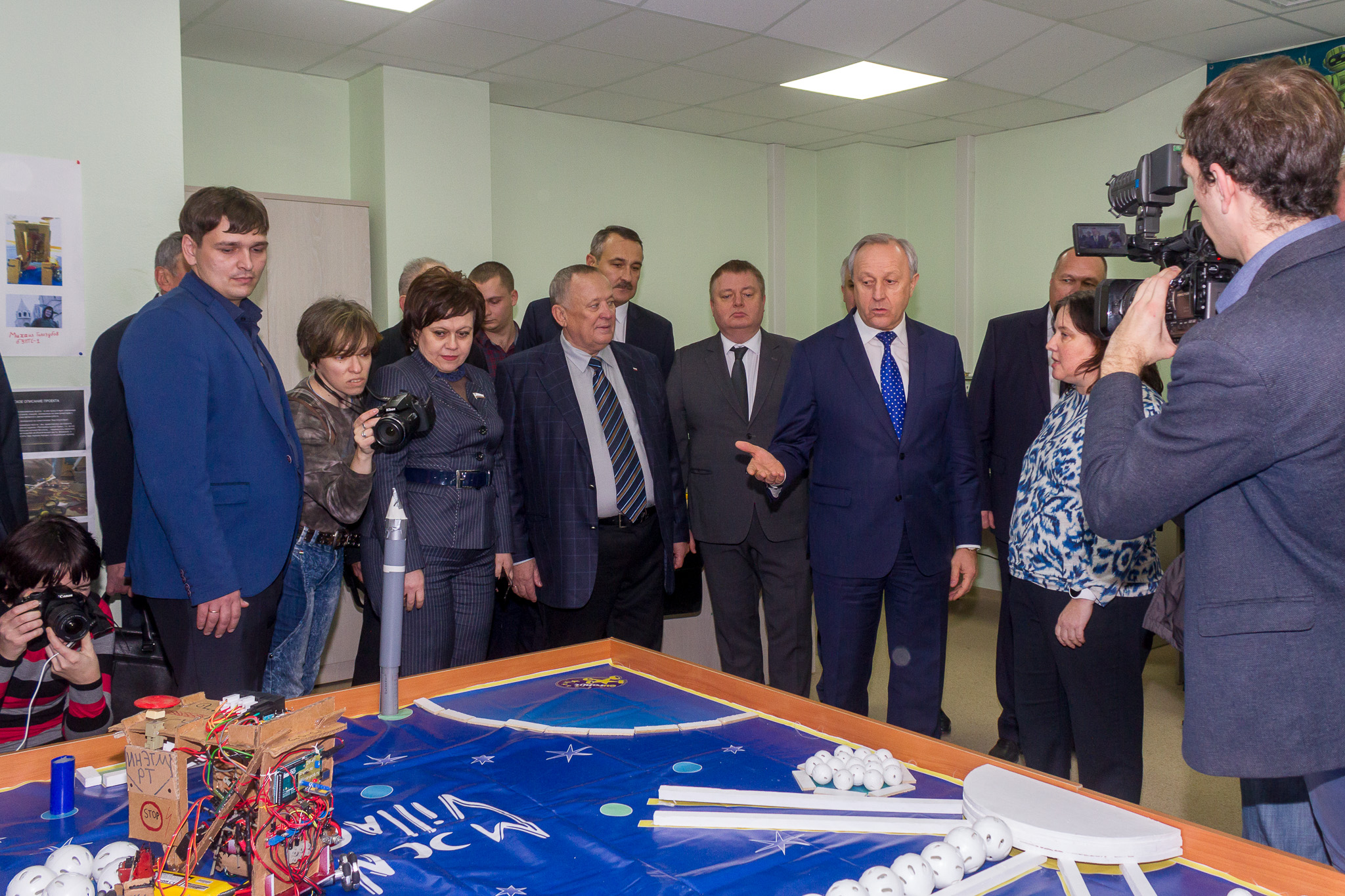 Гагаринский университет на Салоне инноваций презентовал научно-информационный центр