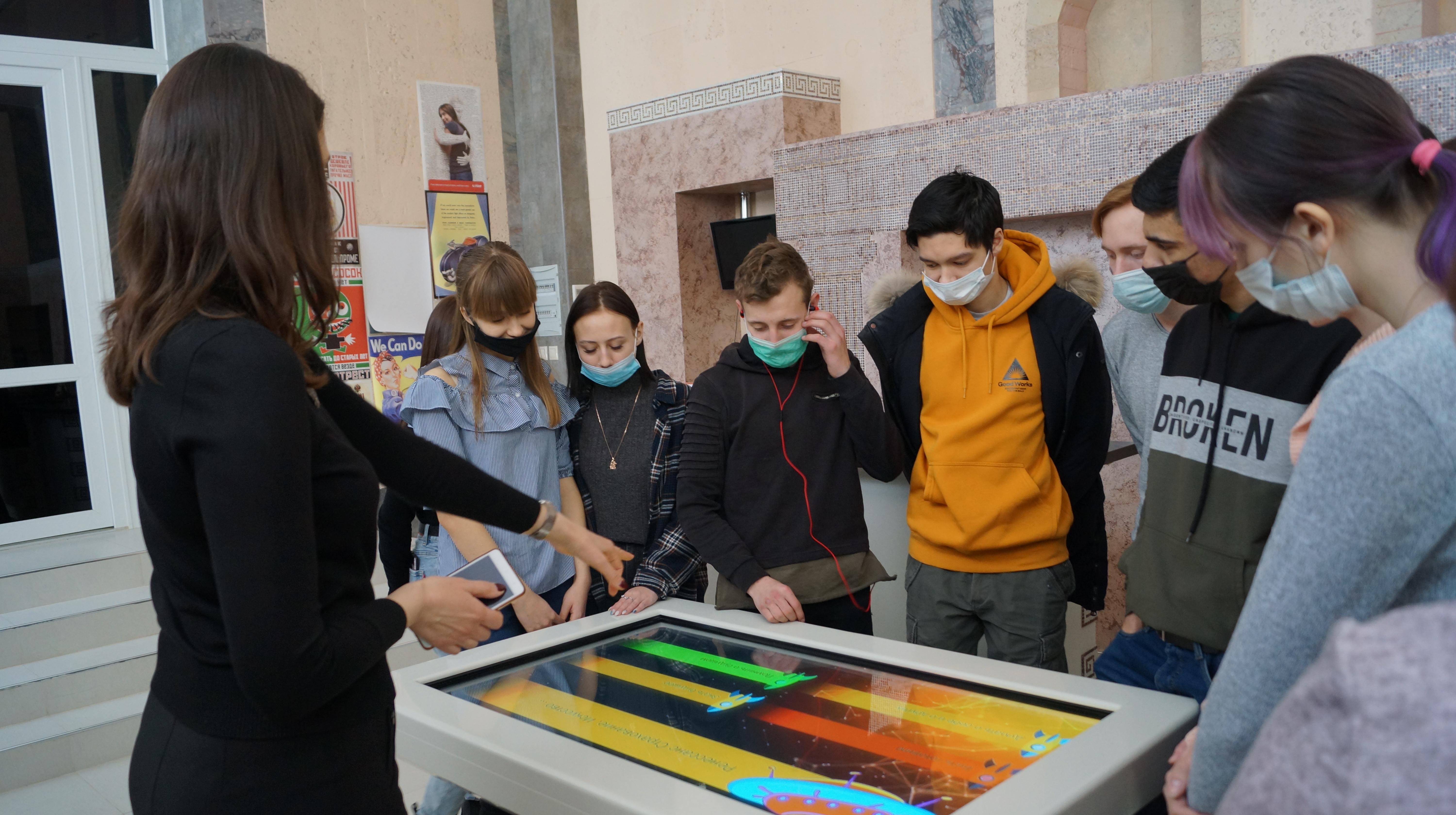 Мастер-класс IT-марафона «Цифровой ветер» состоялся в Музее рекламы СГТУ