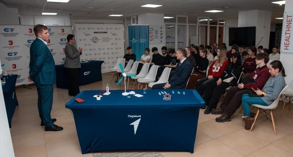 Учёные ИнЭН познакомили школьников с перспективными направлениями в энергетике