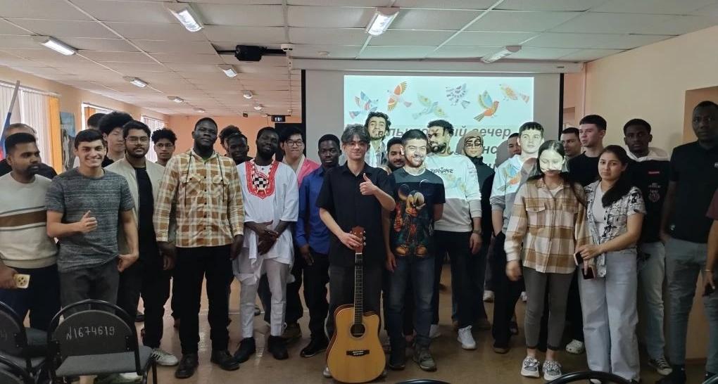 Фольклорный вечер объединил иностранных и российских студентов СГТУ 