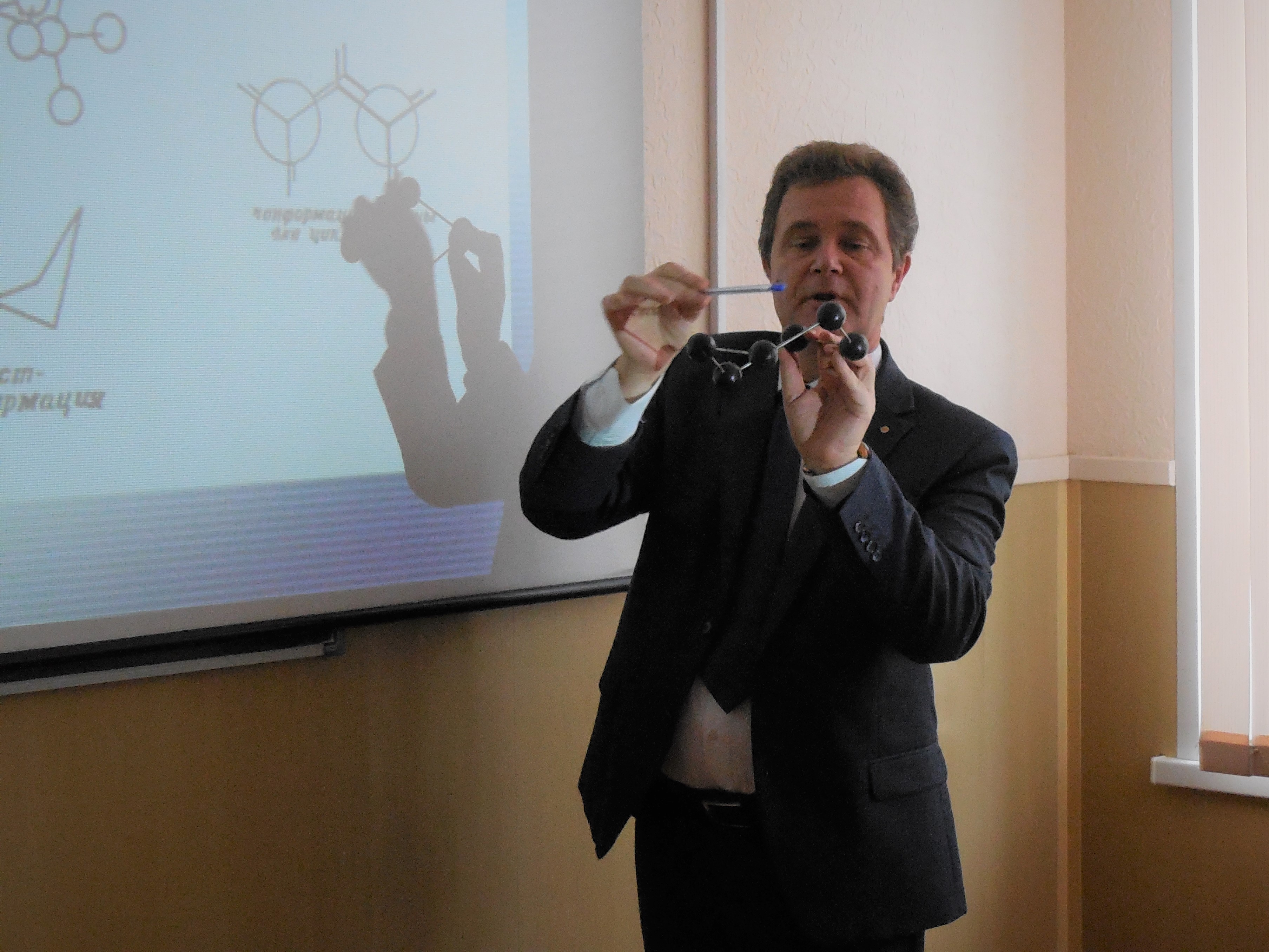 Профессор кафедры ХИМ - победитель конкурса лучших творческих работ ППС