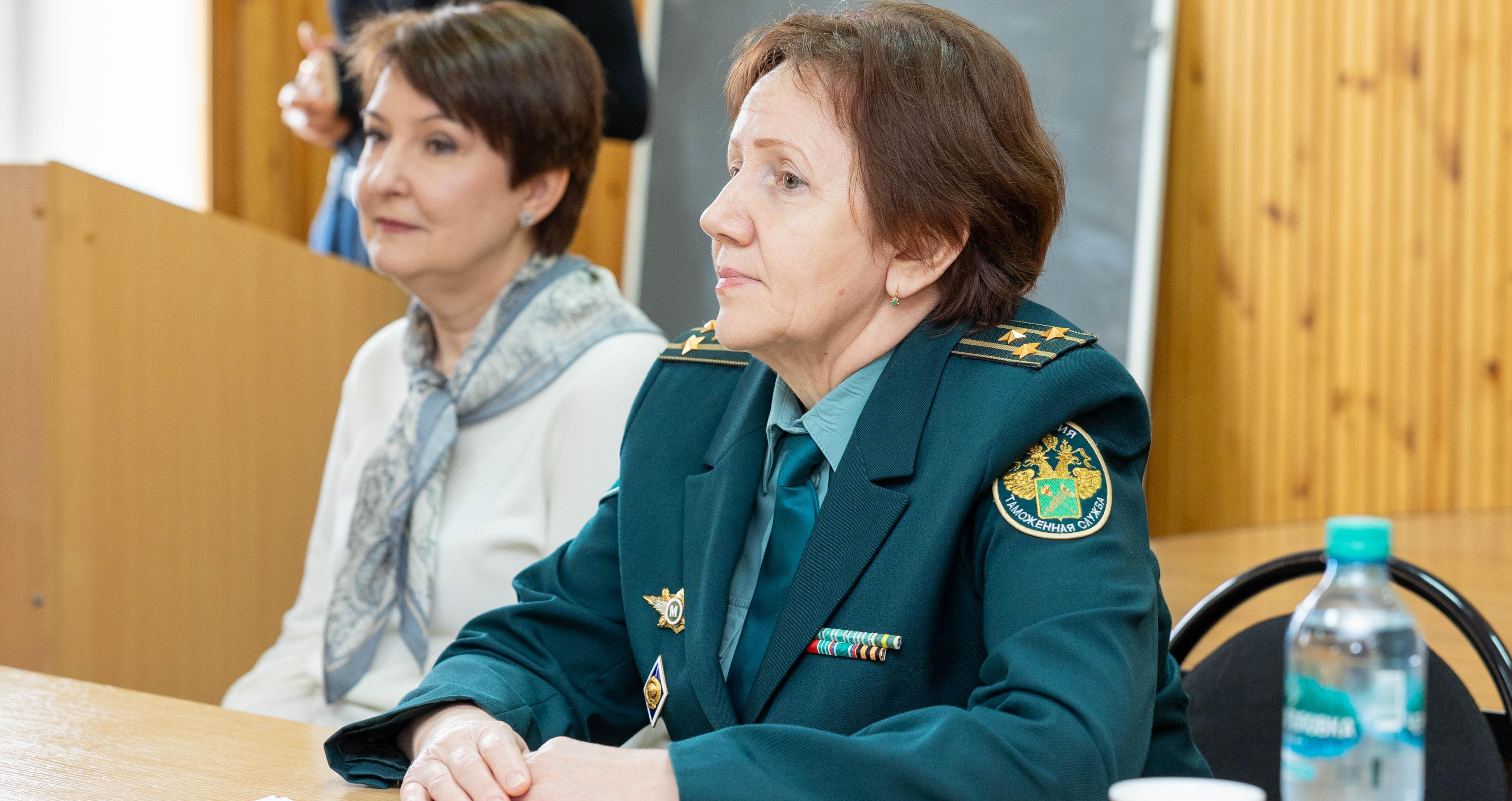 В СЭИ прошла встреча с представителями Саратовской таможни