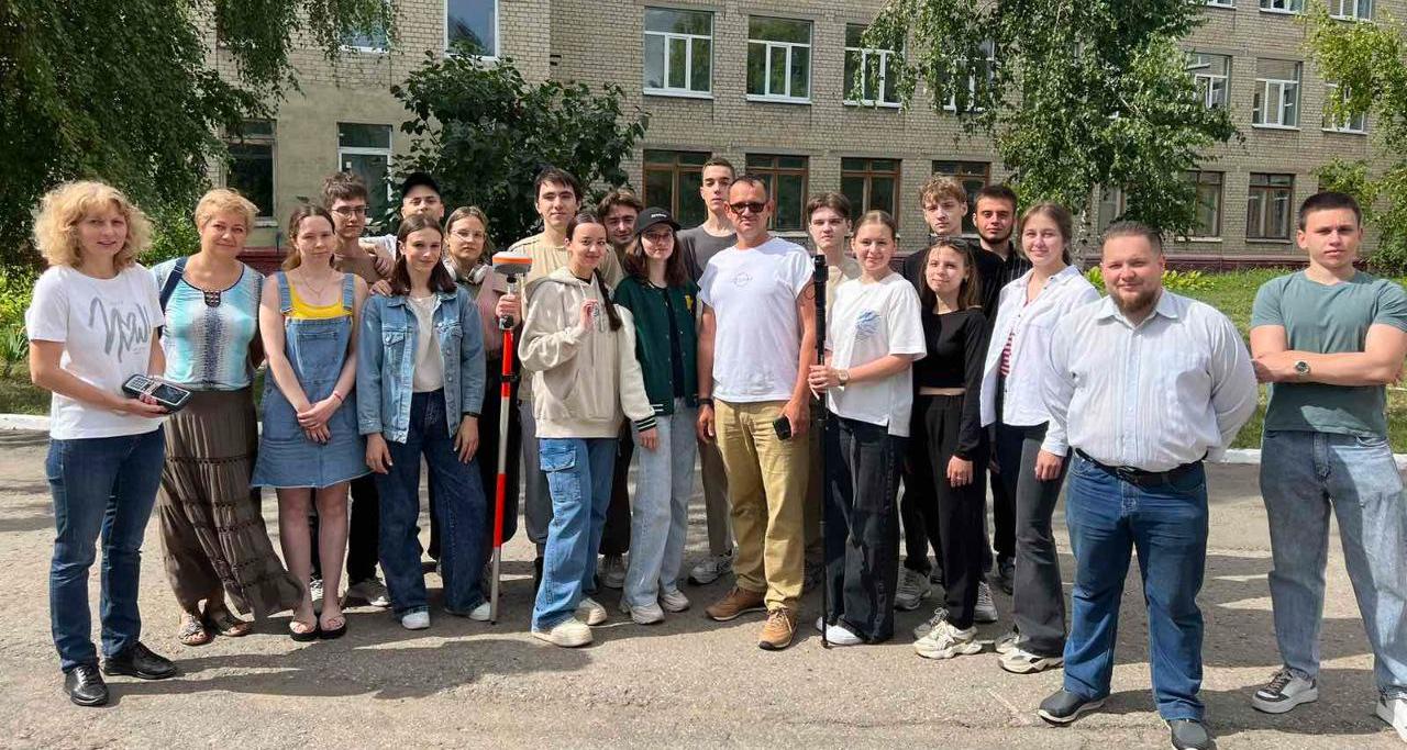Студенты УРБАС узнали о применении глобального навигационного спутникового оборудования