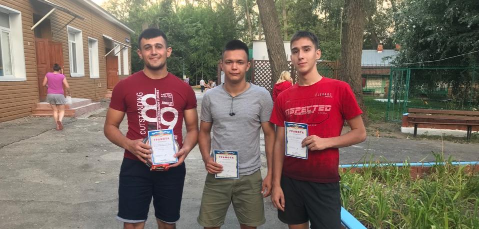 Спортивные каникулы в «Политехнике» продолжаются
