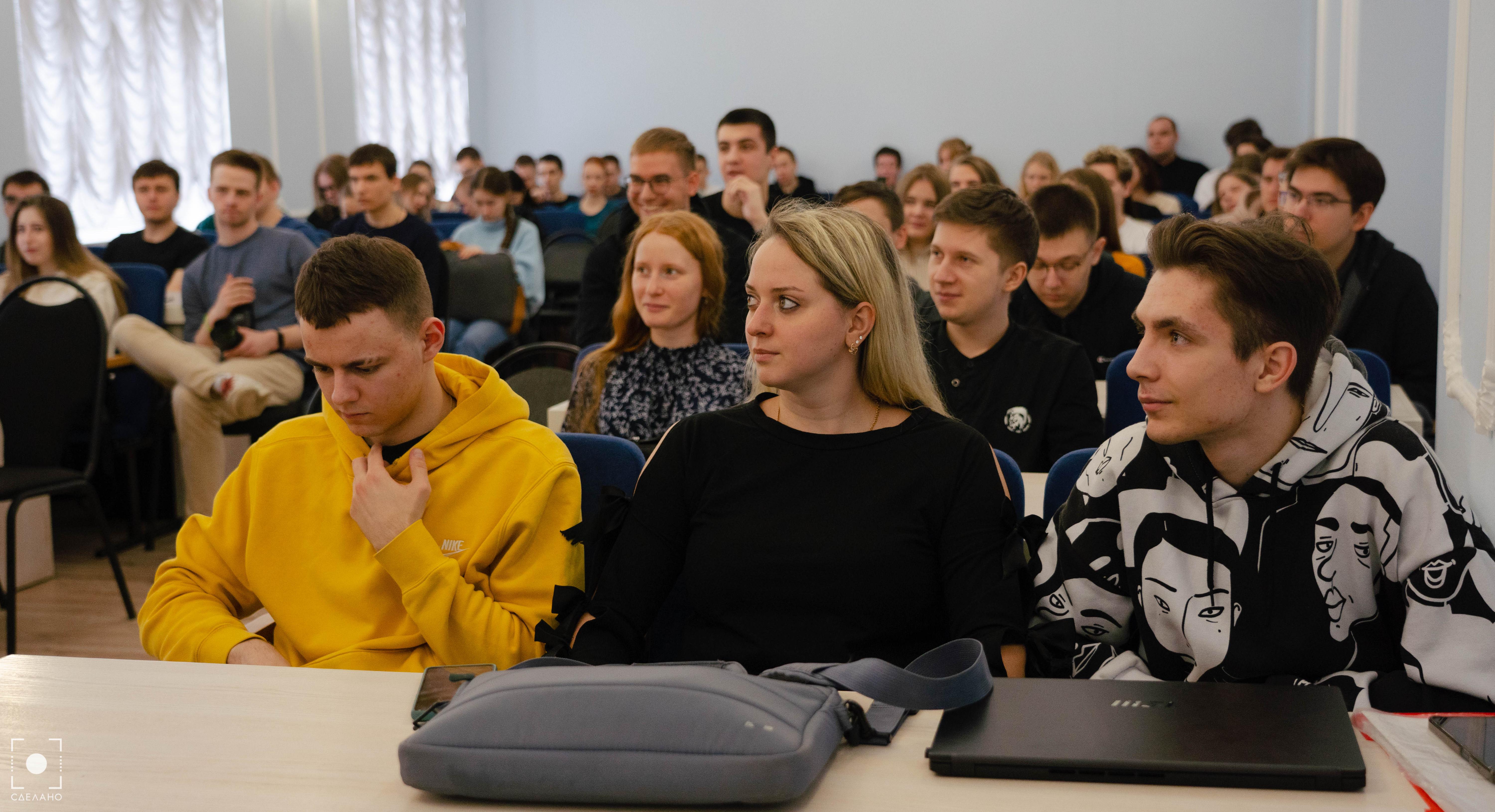 Студенты ИТ-направлений встретились с представителями производственного предприятия