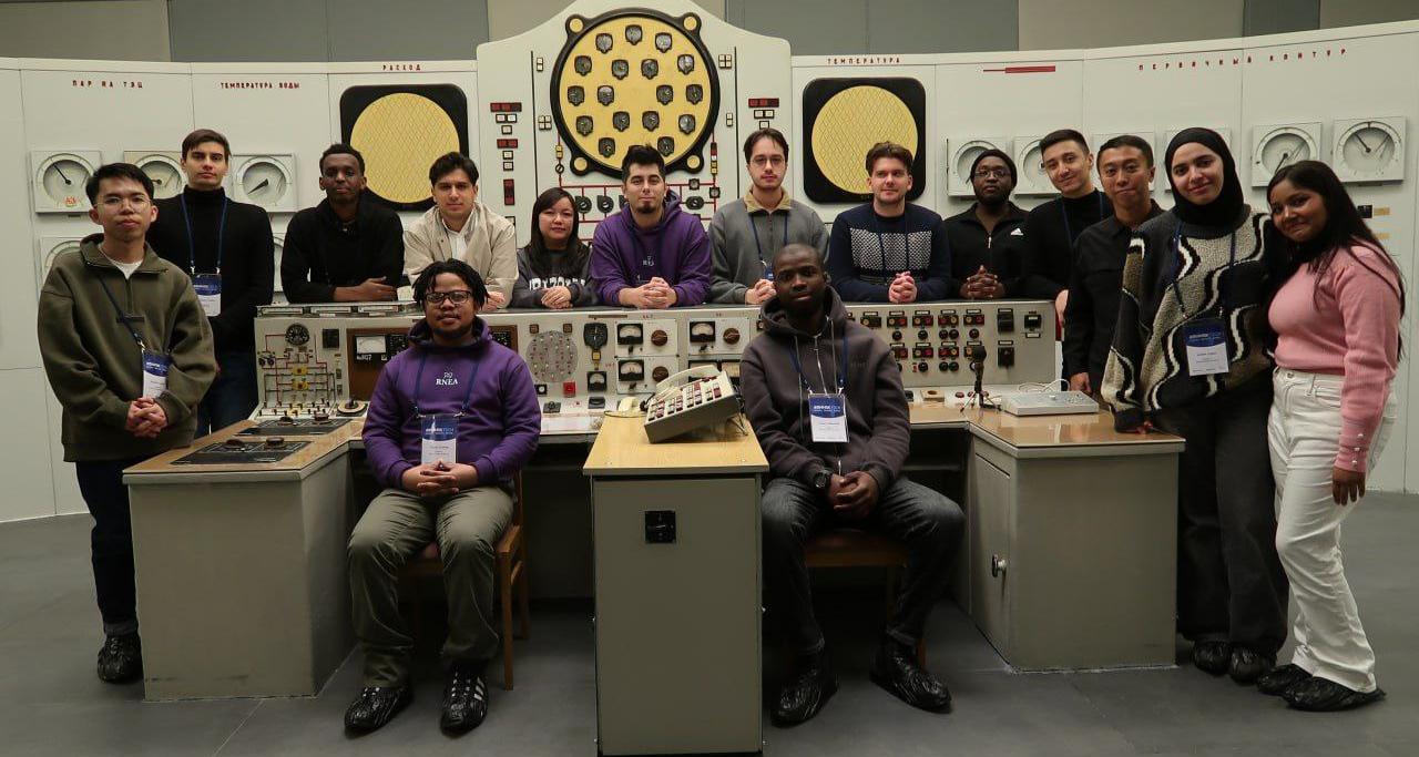 От лекций до ХакАтома: студенты СГТУ на международной зимней школе в Обнинске