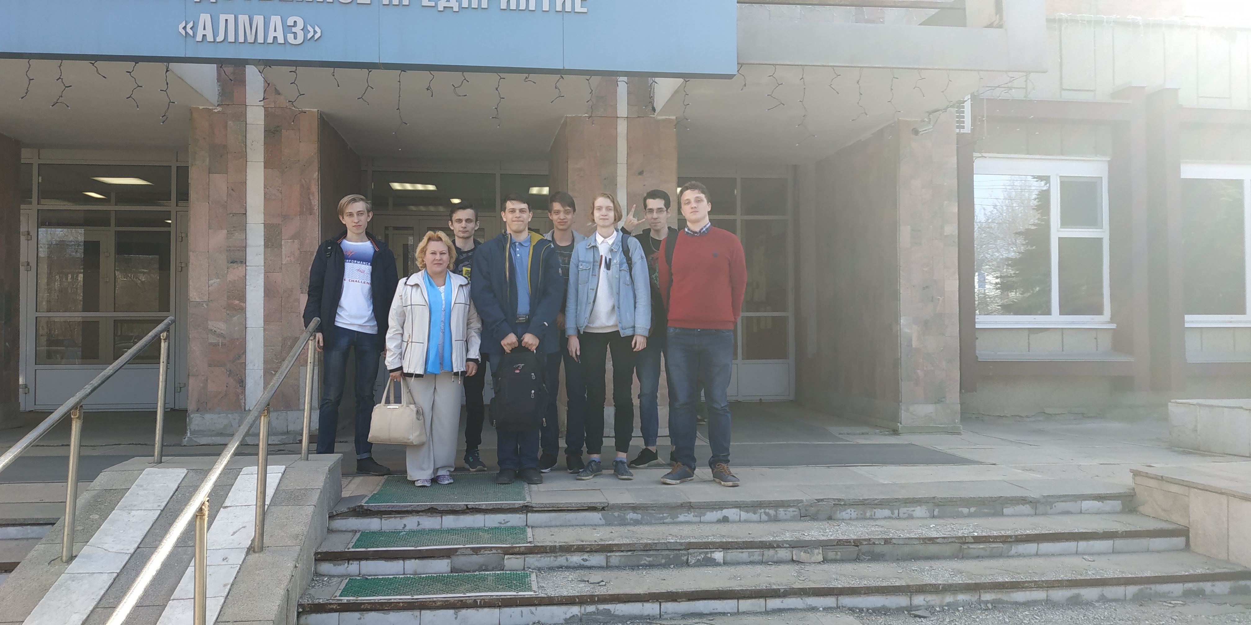 Студенты ФТИ посетили АО «НПП  «Алмаз»