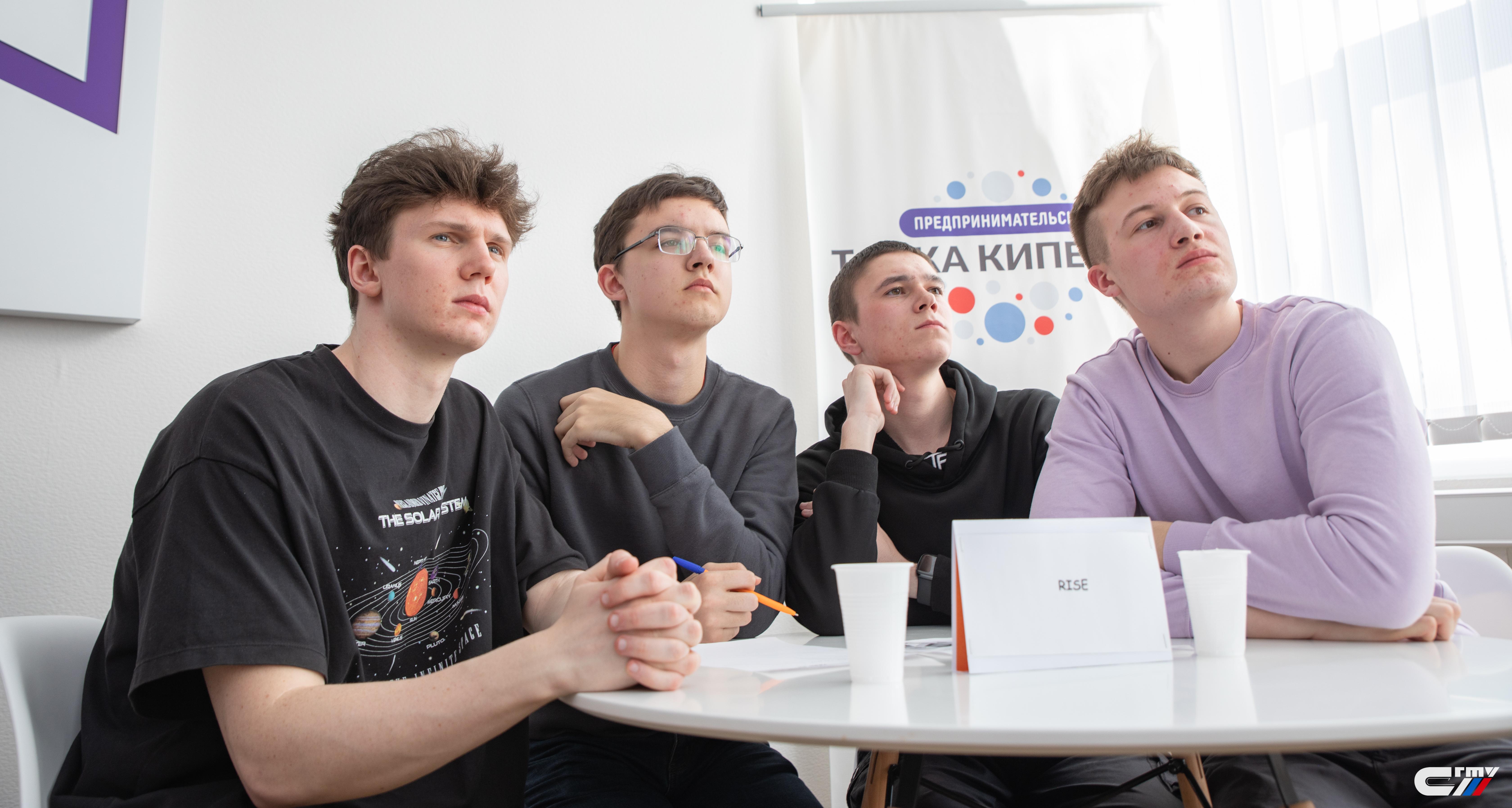 Подведены итоги физико-математической олимпиады на английском языке