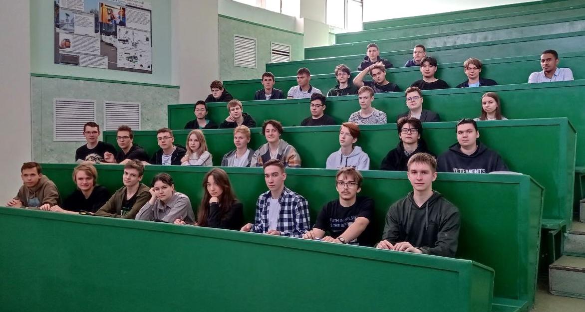 Студенты ИнПИТ посетили лекцию о семейных ценностях