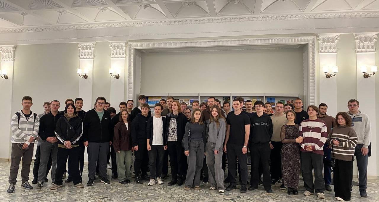 Студенты Политеха и ППК посетили мультимедийную выставку