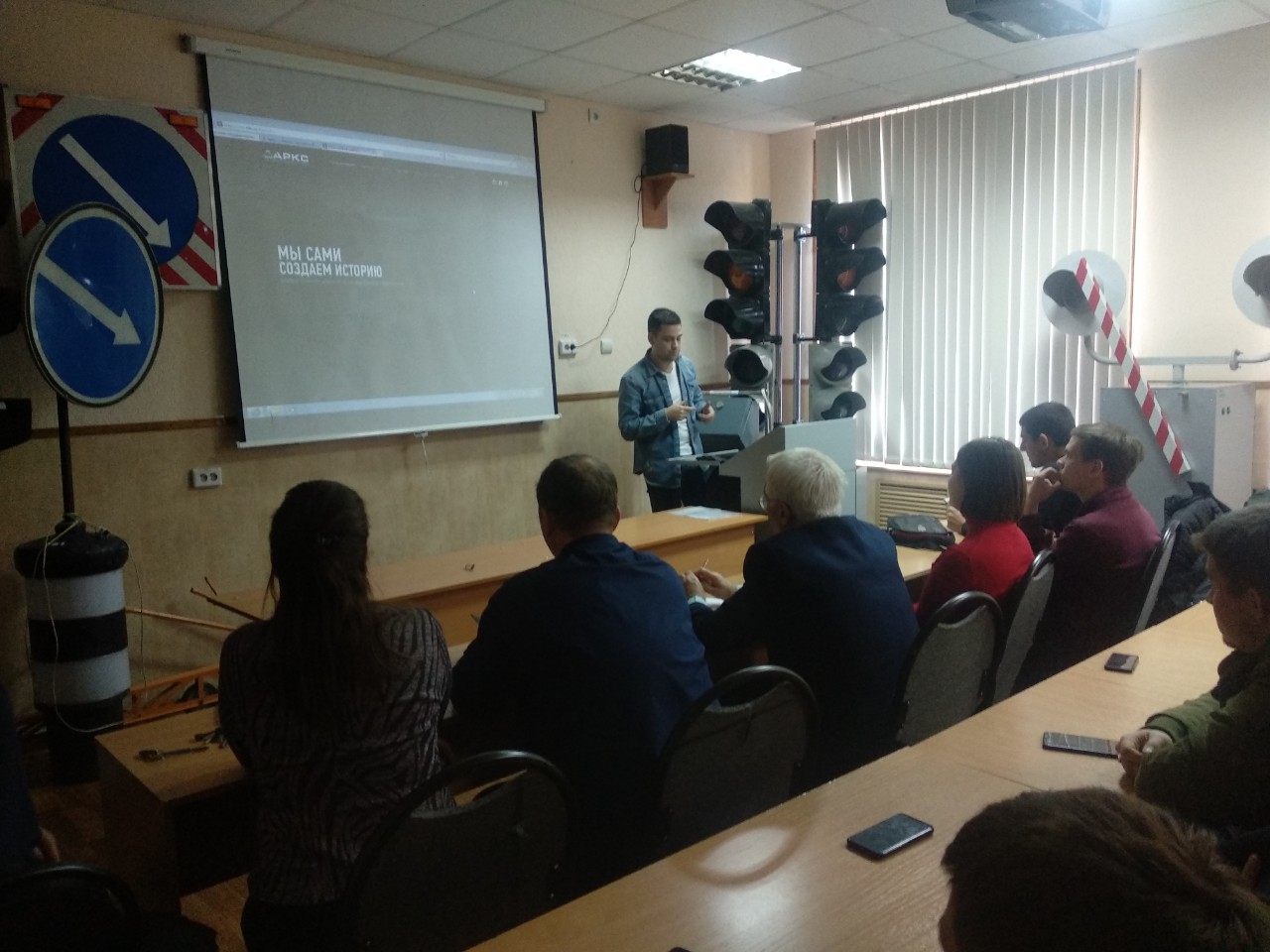 Студенты ИнЭТС приняли участие в  международной конференции 