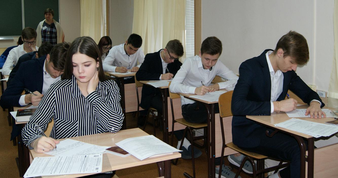 Школьники приглашаются на подготовительные курсы СГТУ