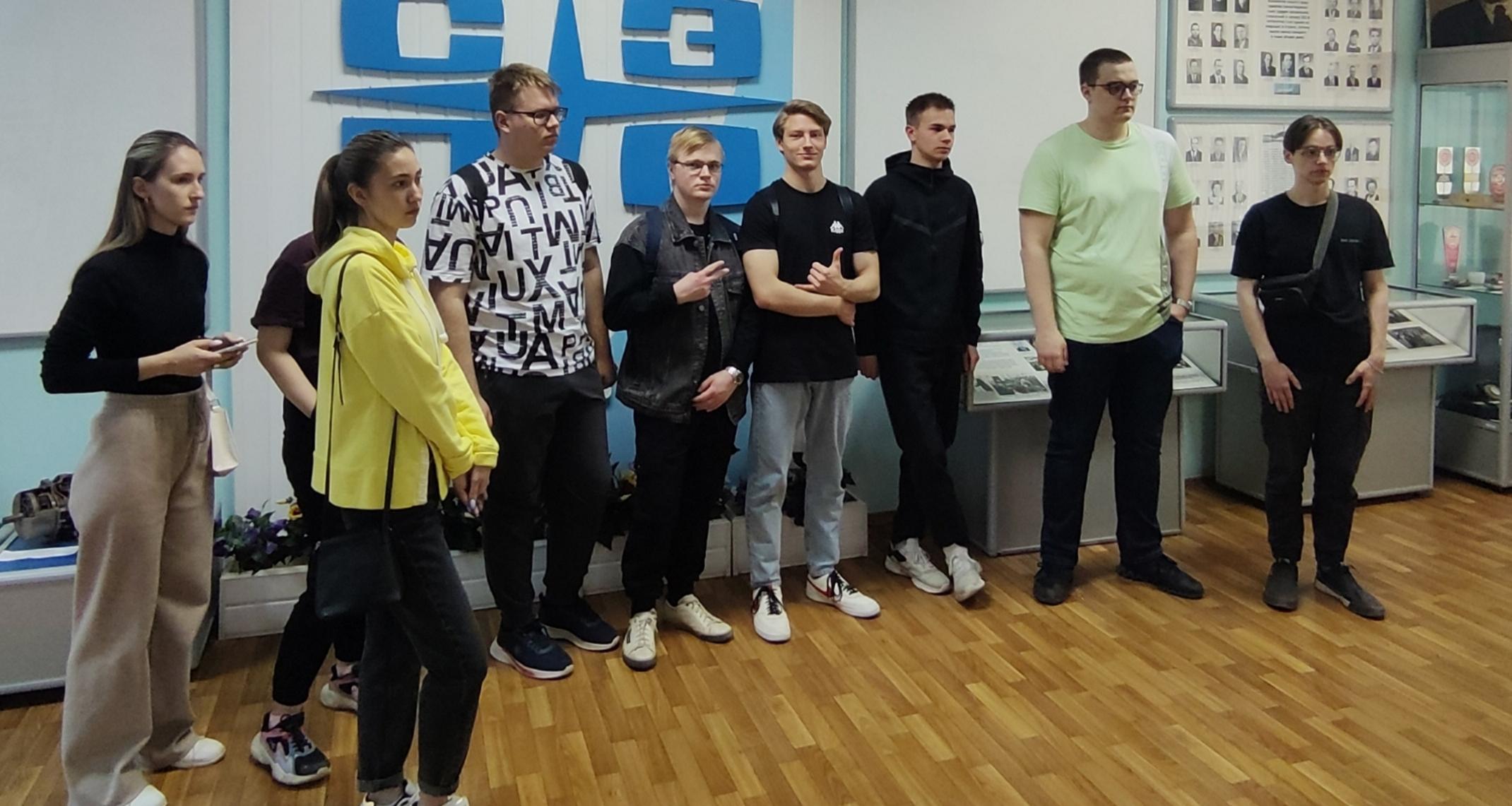 Студенты Политеха посетили крупную электроагрегатную компанию
