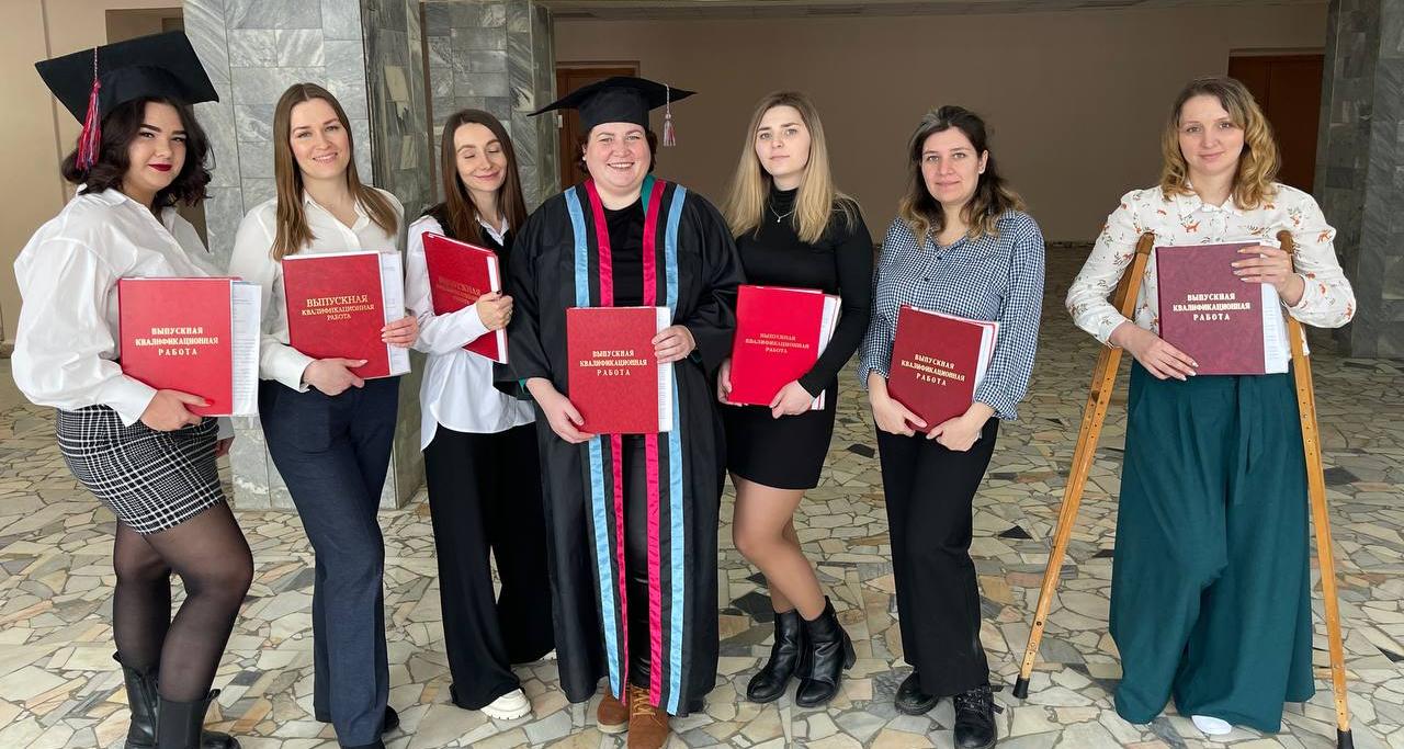 В СЭИ состоялась защита выпускных работ магистрантов направления «Туризм»