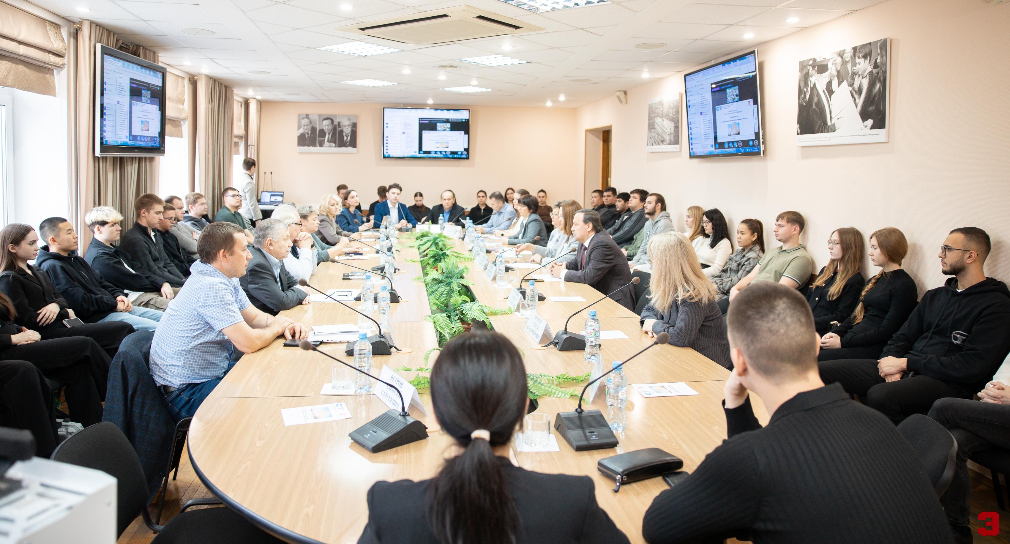 В СЭИ состоялась Международная научно-практическая конференция по вопросам развития экономики