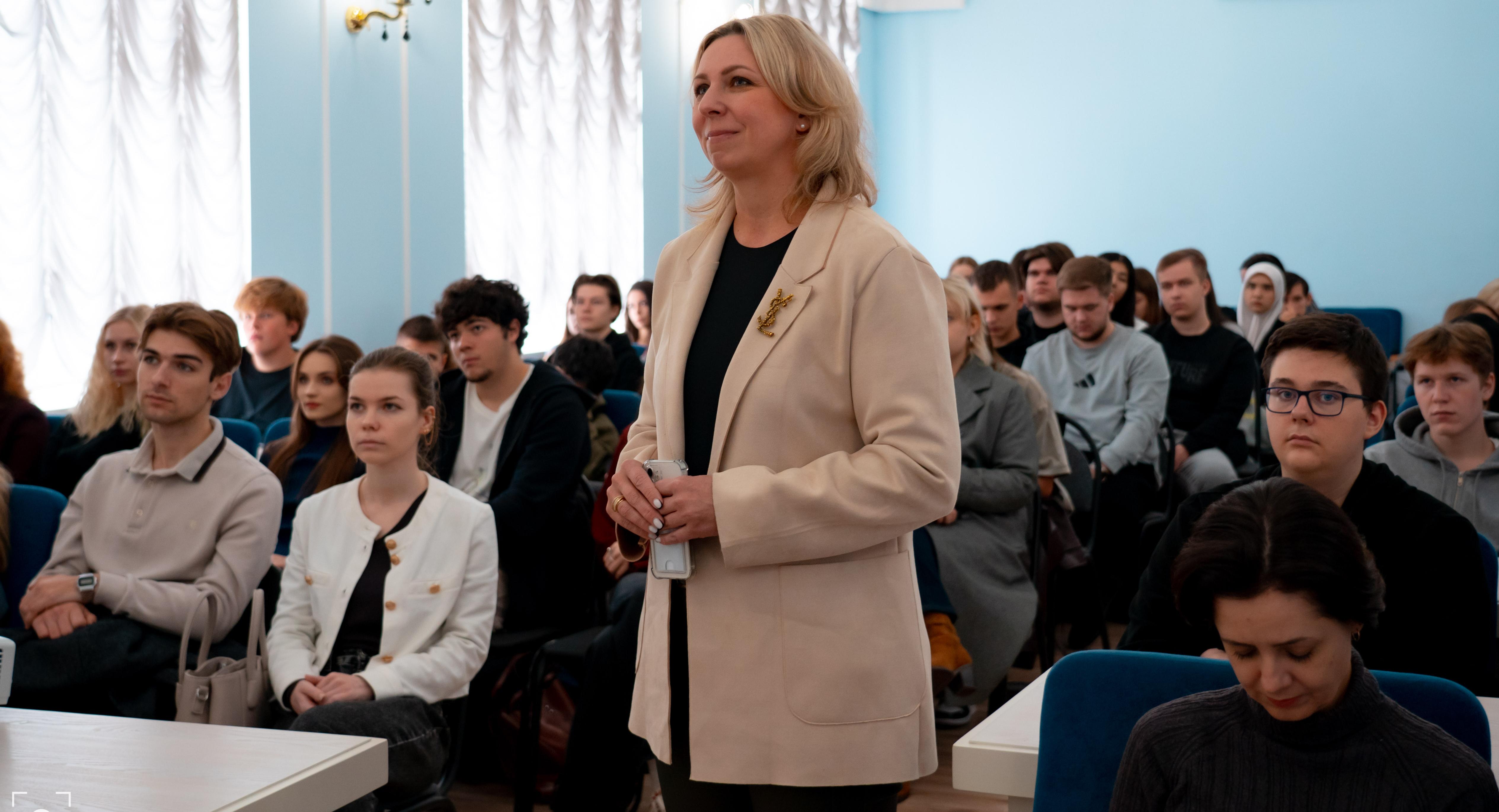Лингвистический марафон в ИнПИТ завершился встречей с видным российским переводчиком