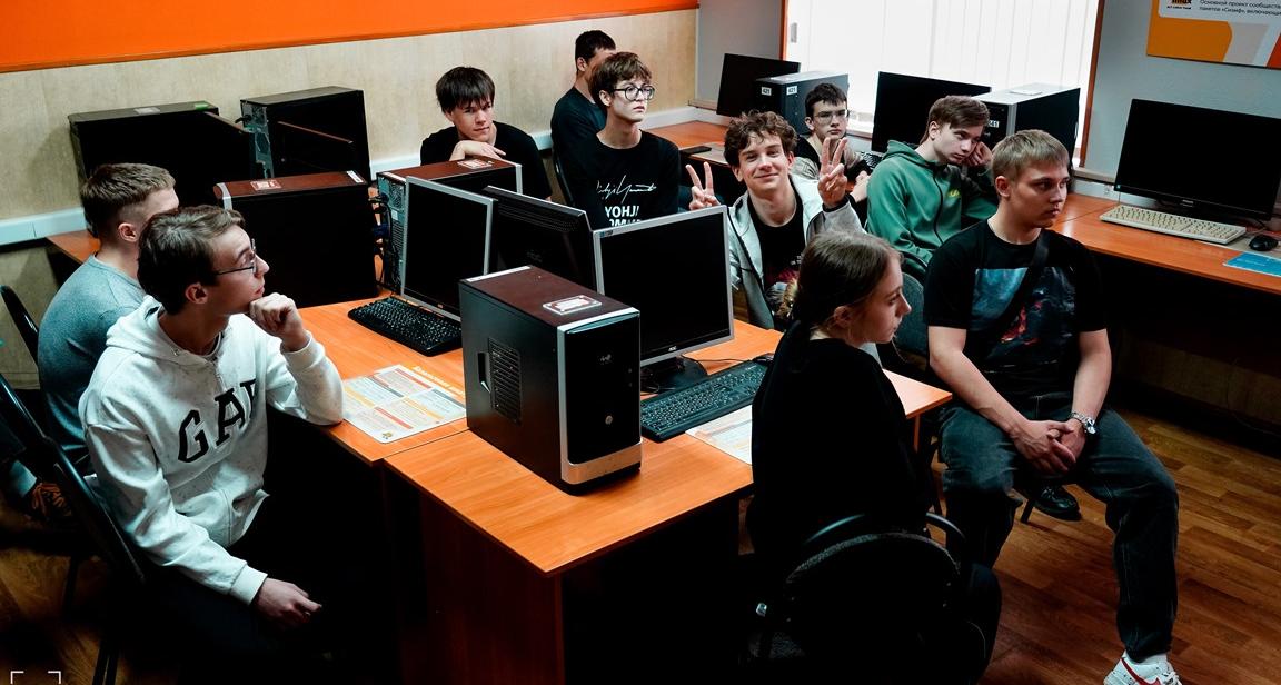 В ИнПИТ прошла профориентационная экскурсия для одаренных школьников «Галактики 64»