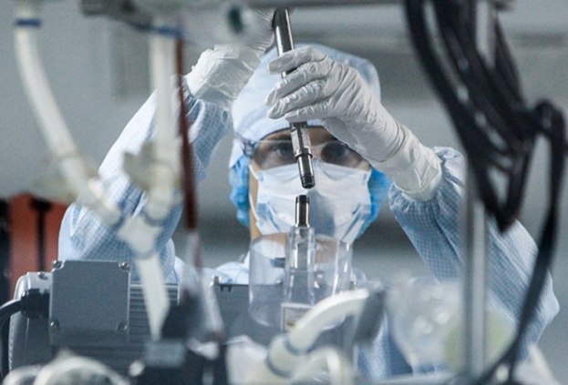 Российские ученые создали первый в мире медицинский прибор, синтезирующий азот из воздуха