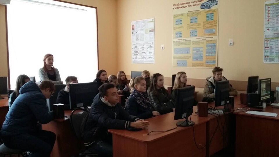 Кафедра ОПБС обучила школьников БДД на "Фестивале науки"