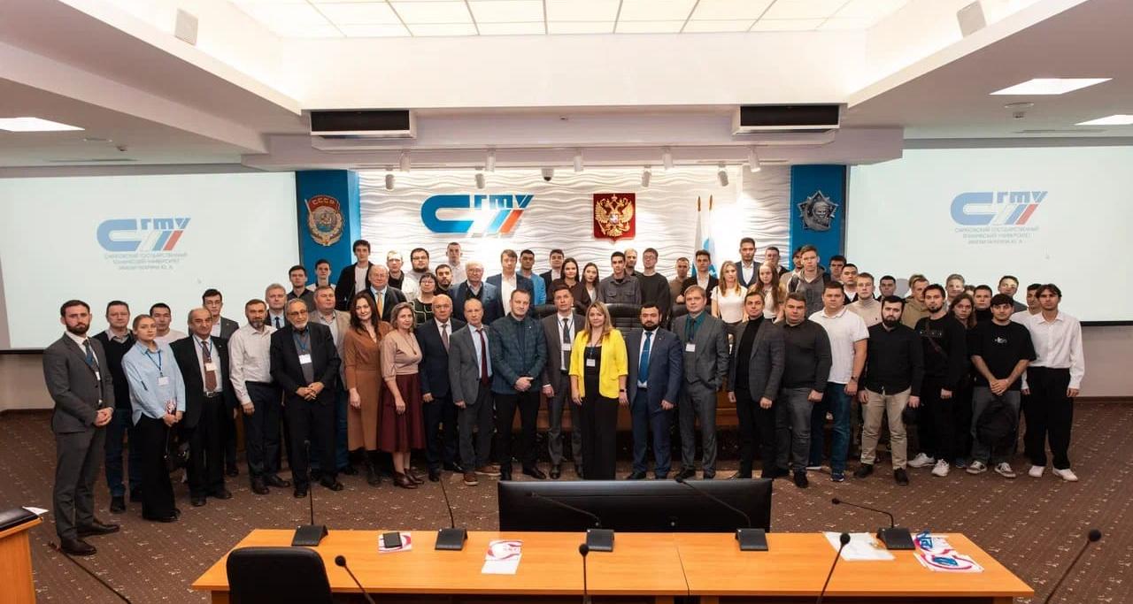 На площадке СГТУ эксперты дорожной отрасли обсудили развитие транспортной инфраструктуры 