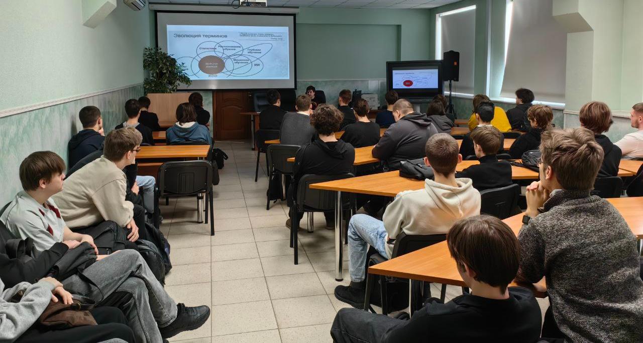 Студенты ИнЭТиП приняли участие в мероприятии ко Дню российской науки