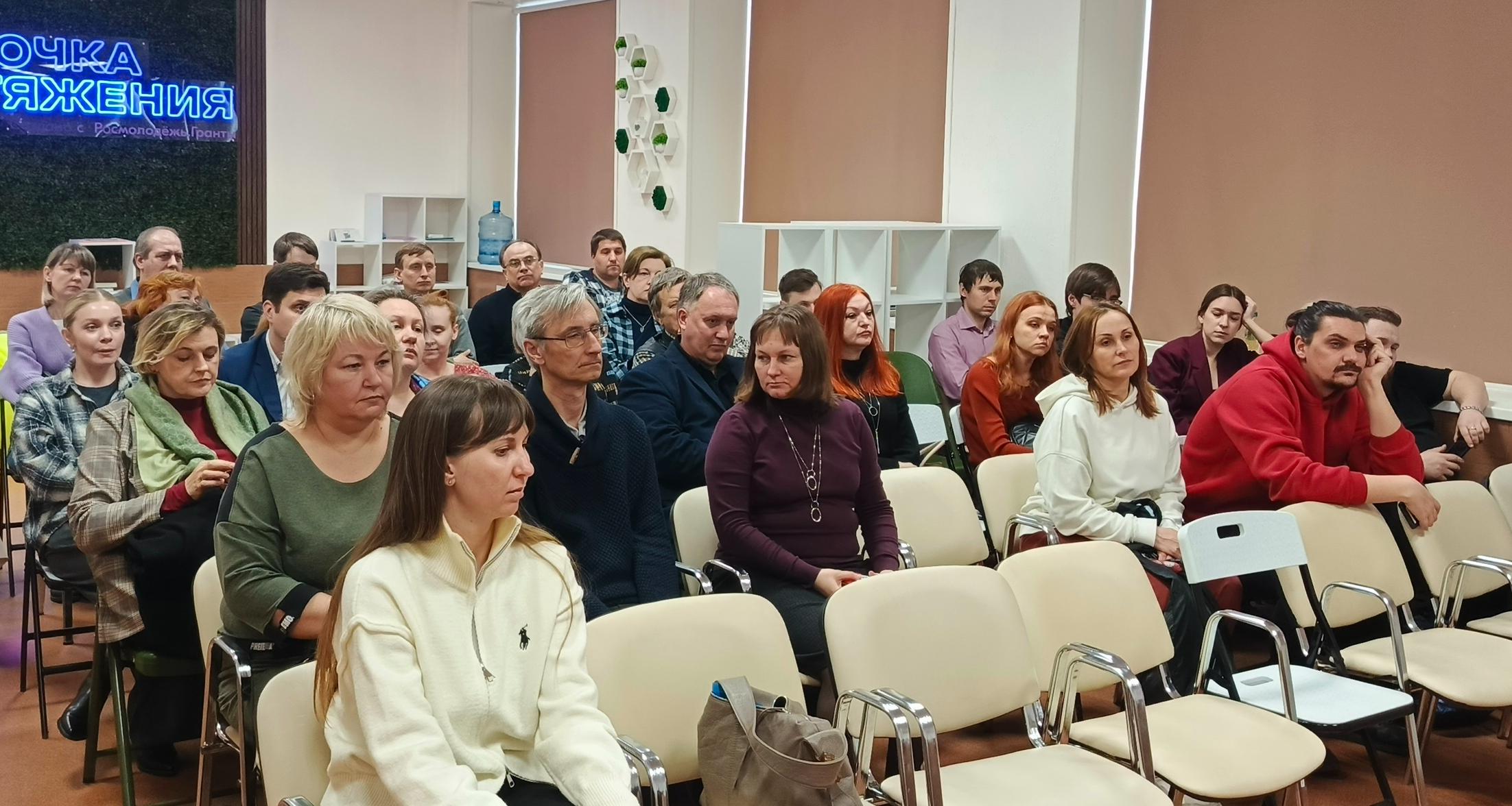 В Школе кураторов обсудили вопросы поддержки студентов в трудной жизненной ситуации