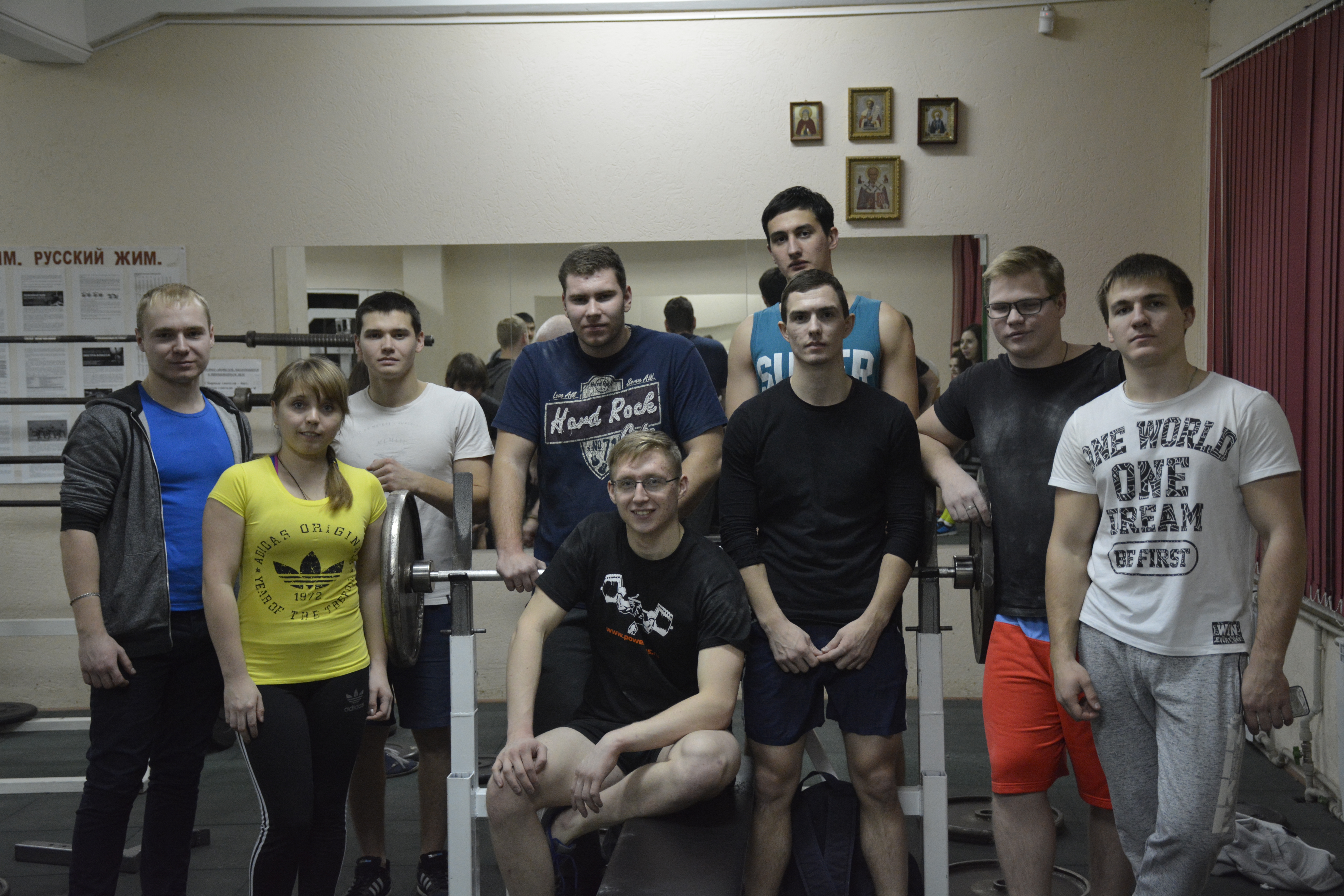 ИнЭТС победил в соревновании по жиму штанги лежа