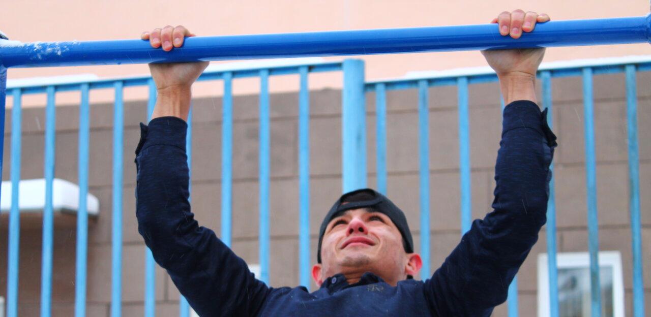 Политеховцы провели соревнования на турниках собственной конструкции