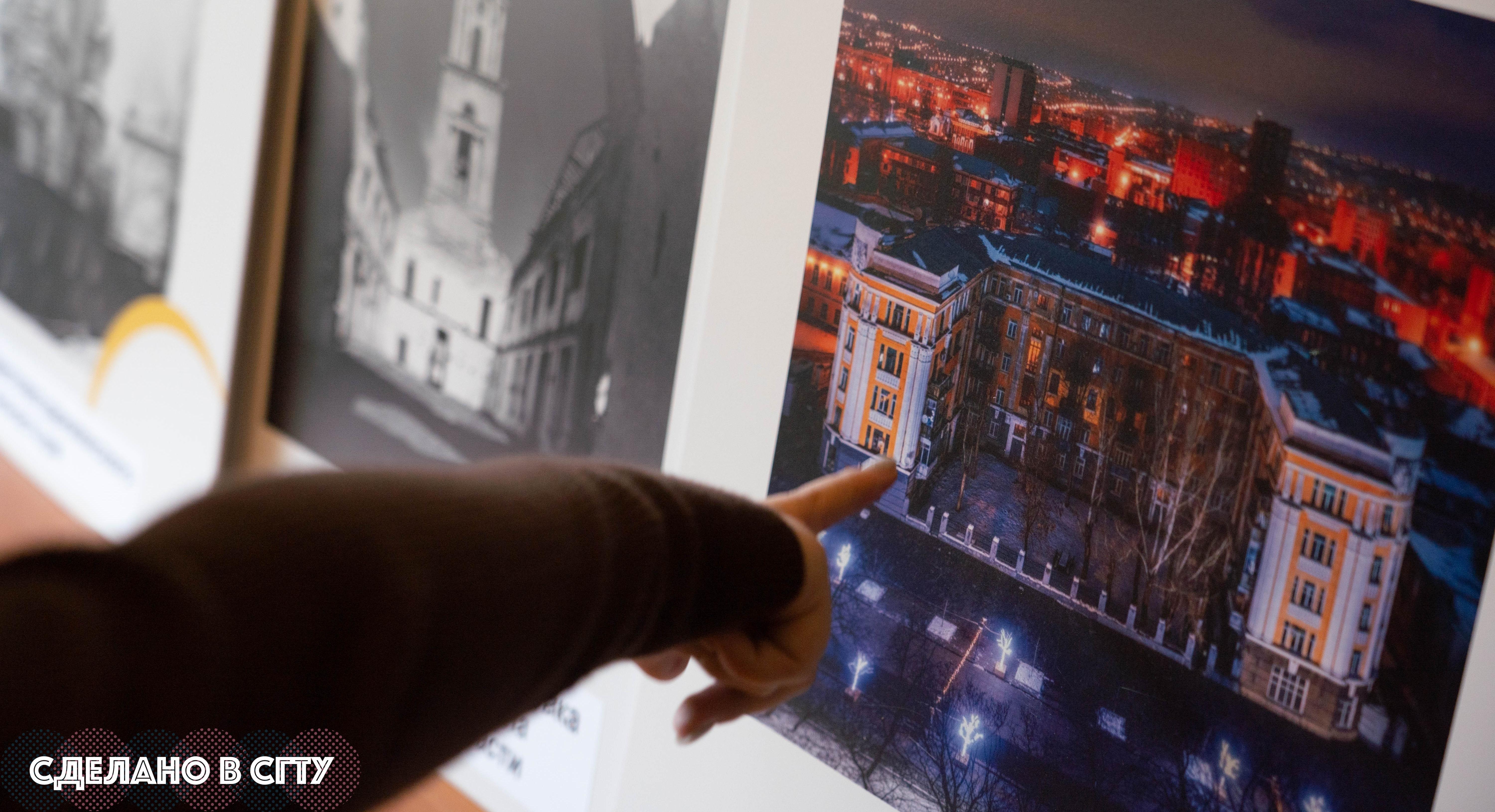 В ИнПИТ проходит выставка работ саратовских фотохудожников