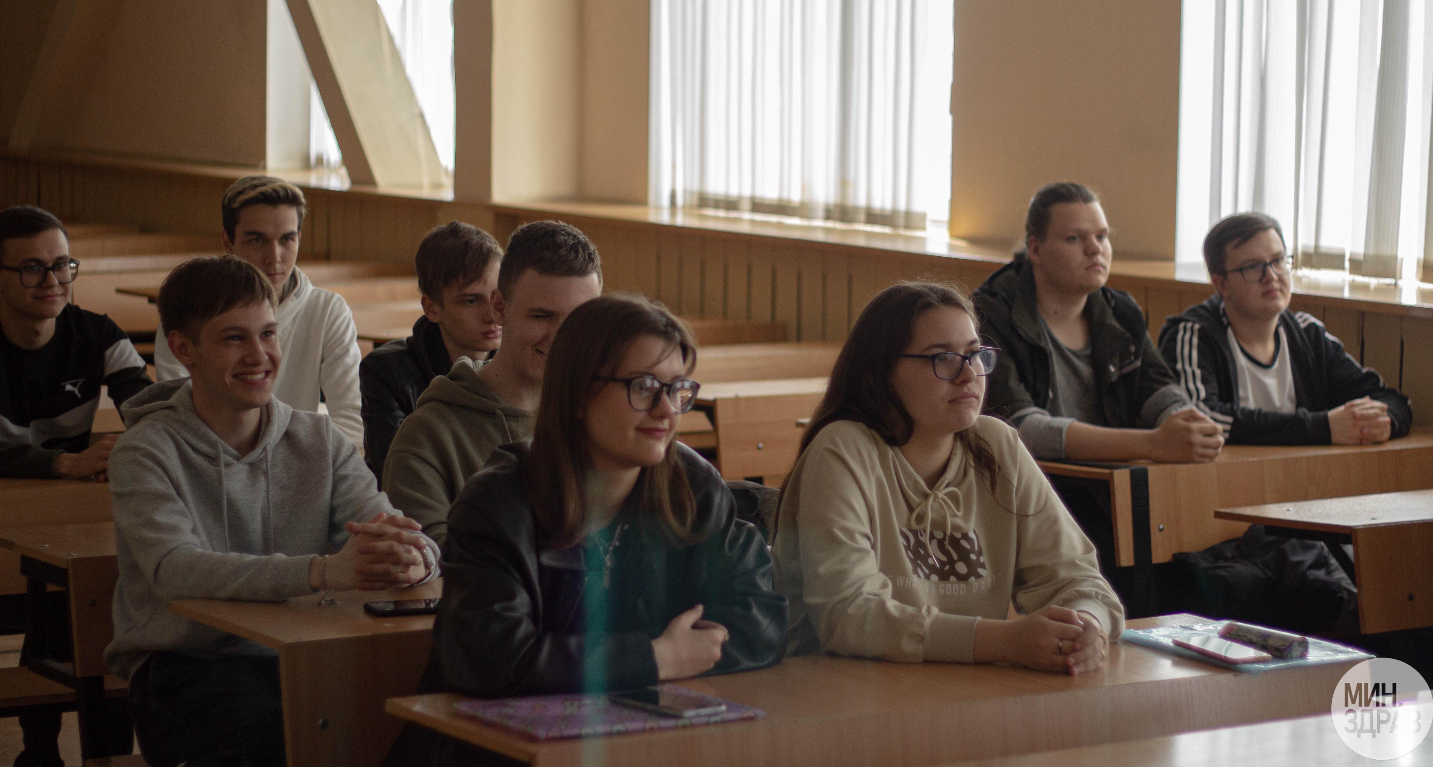 В ИнЭТиП прошёл кураторский час