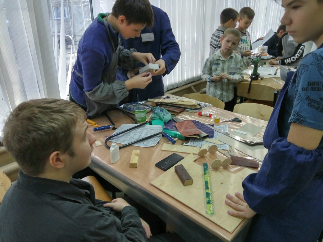 Сотрудники кафедры СДМ ИнЭТС возглавили жюри в конкурсе «Дважды два»