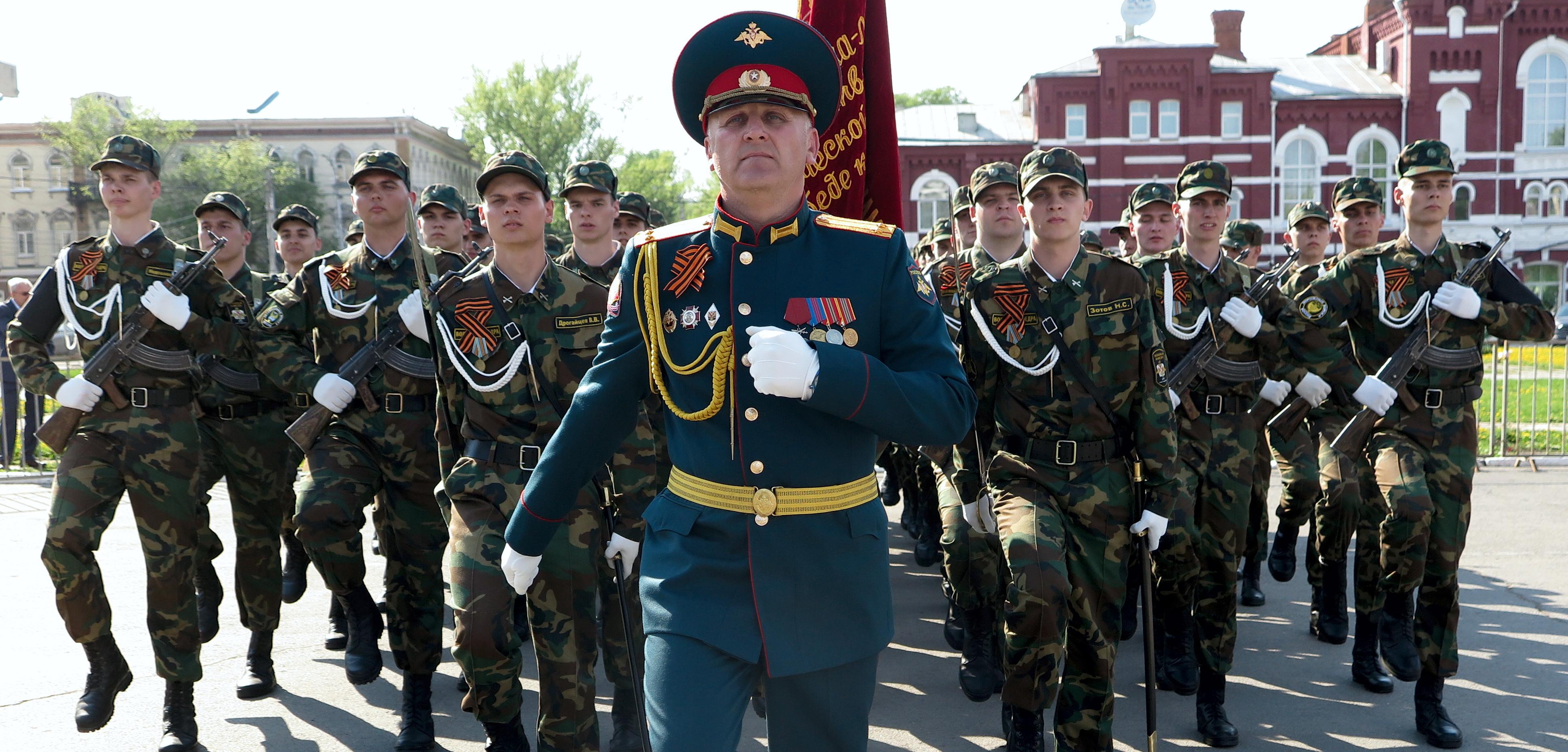 Студенты военной кафедры приняли участие в Параде Победы