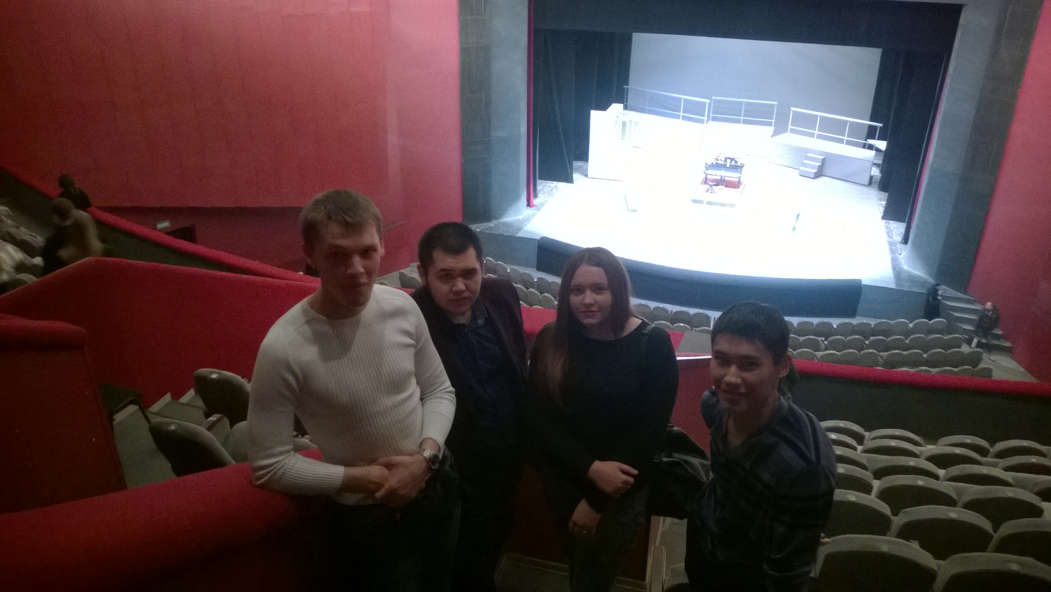 Cтуденты СГТУ в Саратовском государственном академическом театре драмы имени И.А. Слонова Cтуденты СГТУ в Саратовском государственном академическом театре драмы имени И.А. Слонова