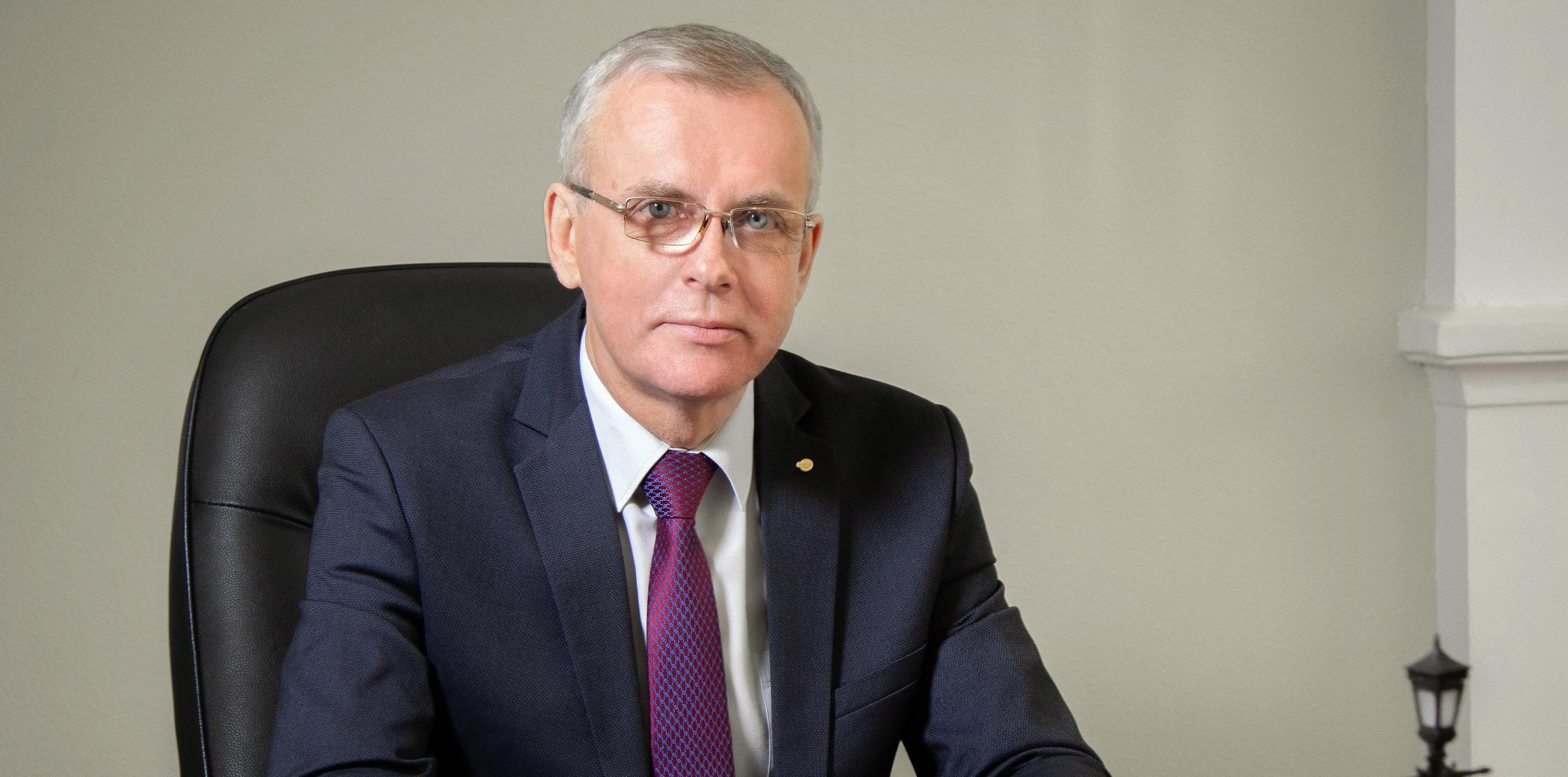 Поздравление ректора СГТУ Олега Афонина с Международным женским днем