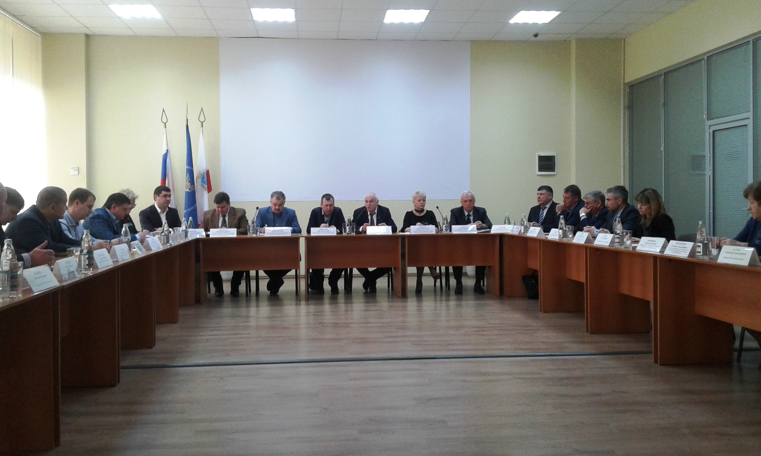 Представители СГТУ обсудили вопросы предпринимательства в сфере ЖКХ Представители СГТУ обсудили вопросы предпринимательства в сфере ЖКХ