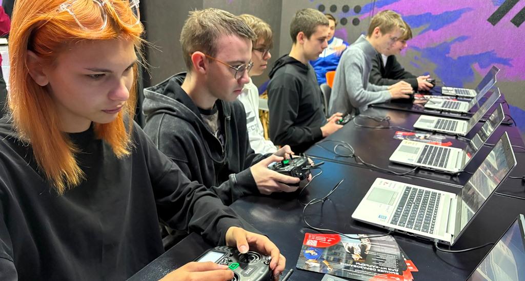 ИнПИТ организовал фиджитал-турнир для студентов Энгельсского технологического института