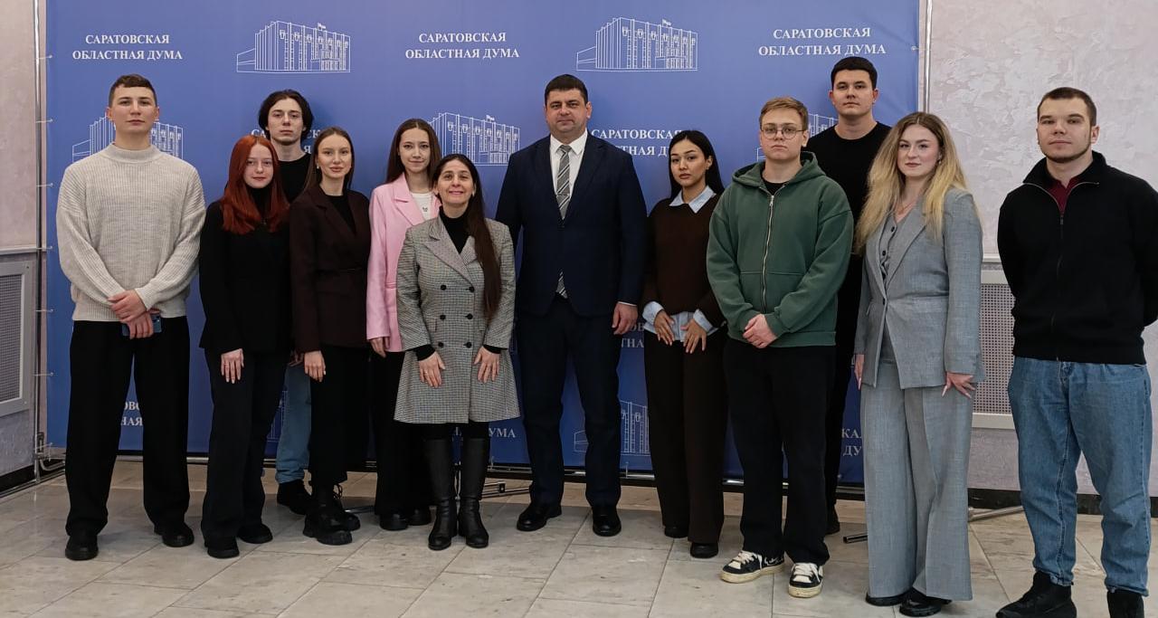 Студенты СЭИ - участники депутатских слушаний в Саратовской областной Думе