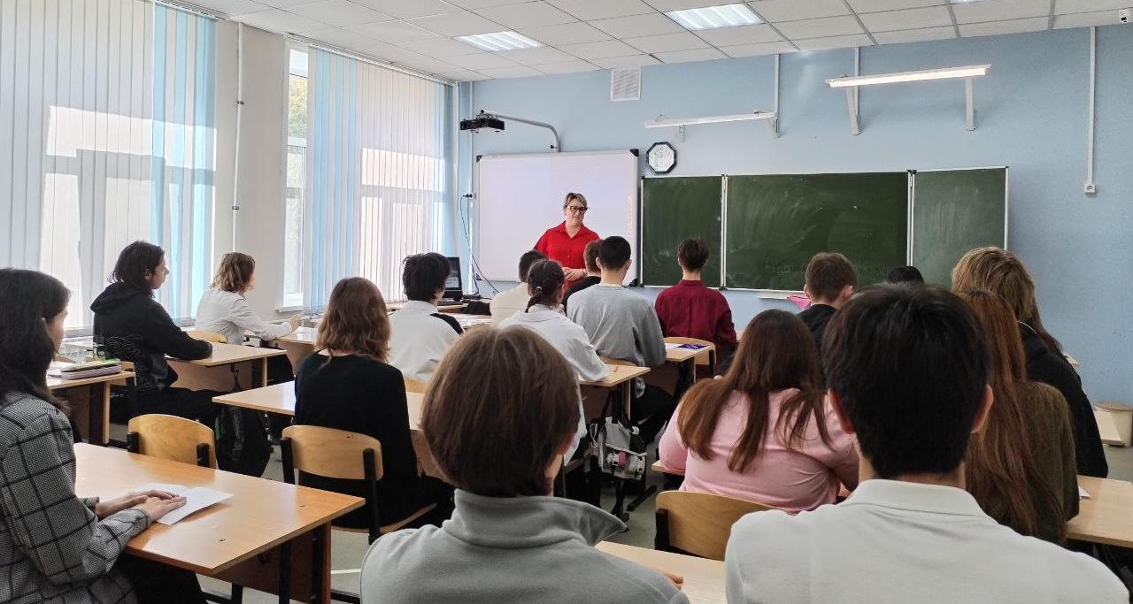Школьники «Гагаринских классов» встретились с представителями СГТУ