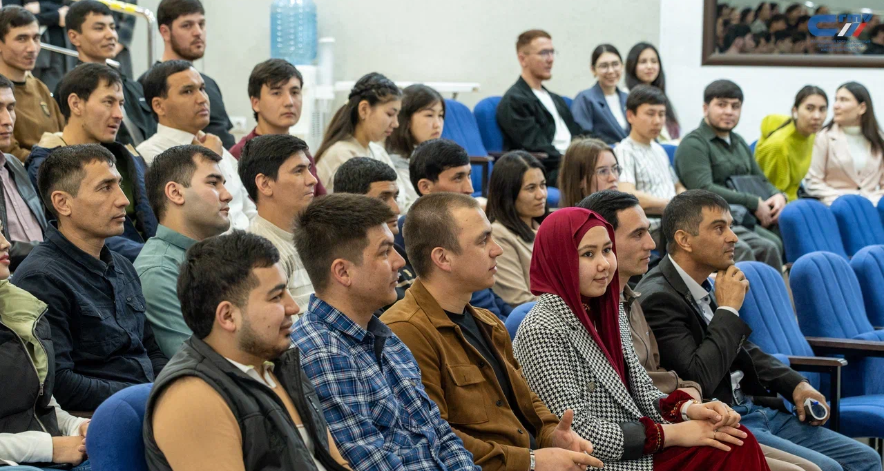 Иностранные студенты СГТУ посетили адаптационные лекции