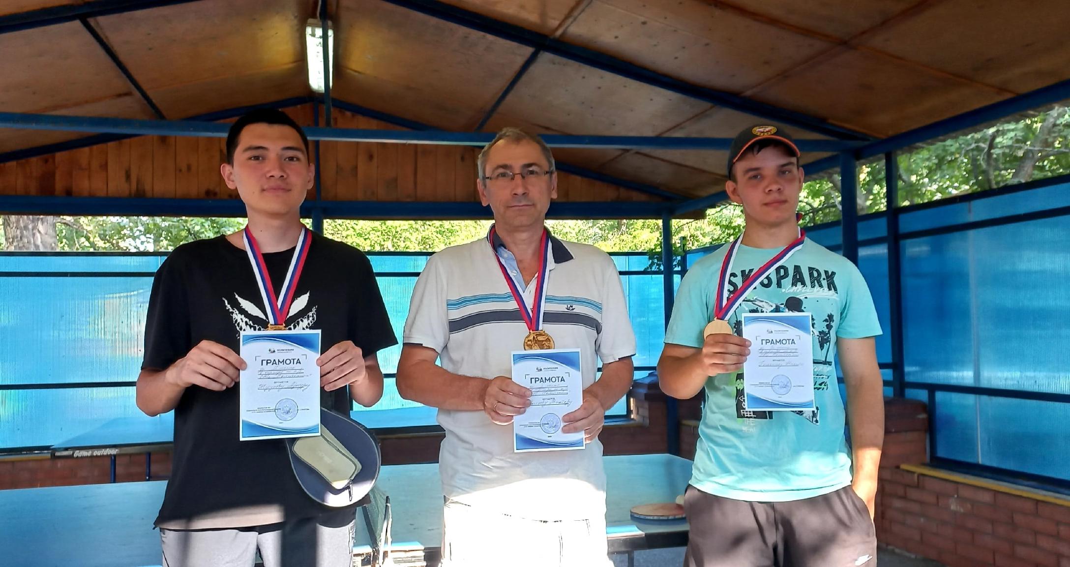 В «Политехнике» прошел турнир по настольному теннису