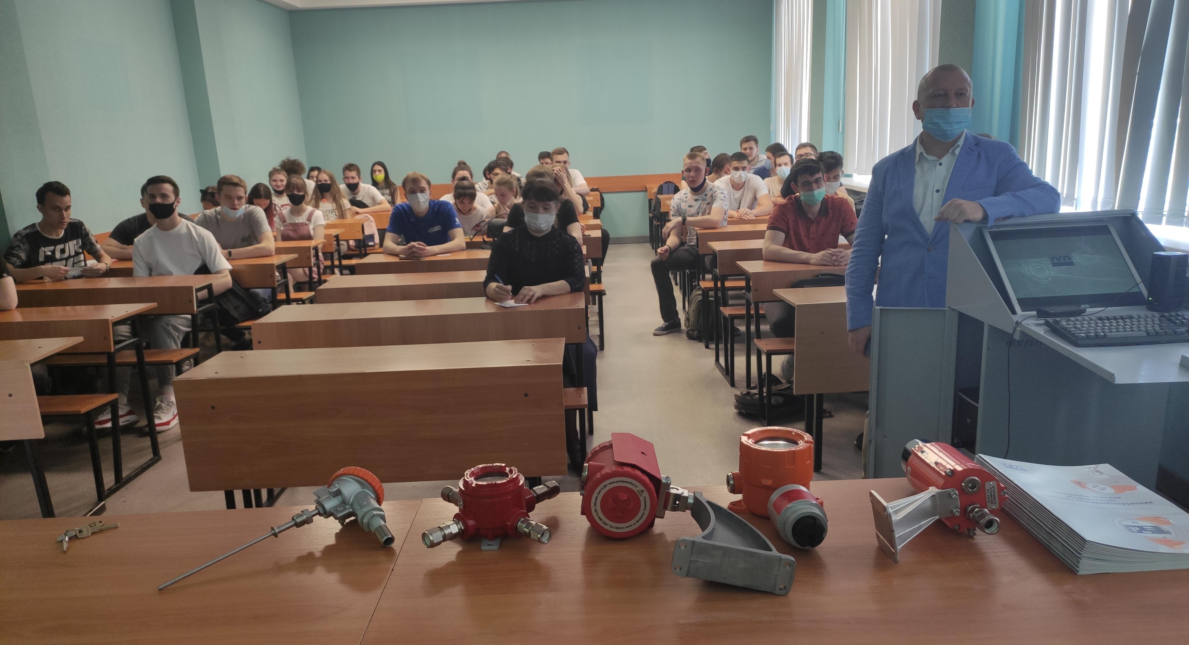 В Институте энергетики прошла встреча со специалистом ООО «Пожгазприбор»