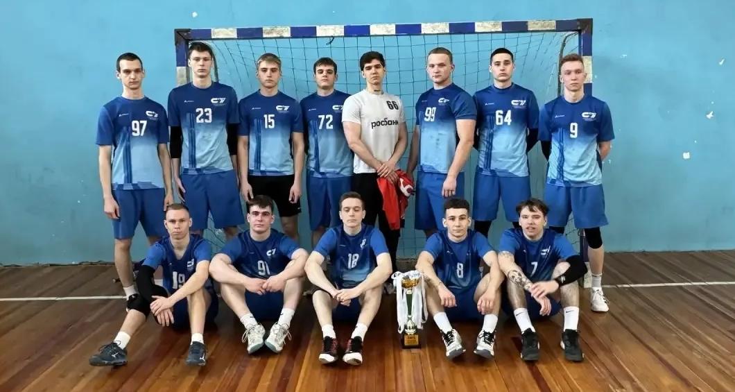 Гандбольная команда СГТУ взяла серебро на областной Универсиаде вузов