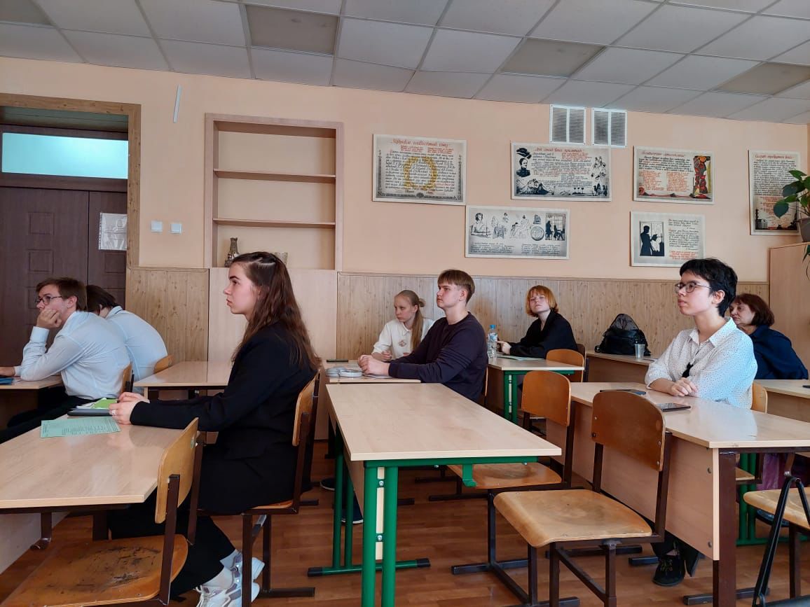 Преподаватели кафедры «Переводоведение и межкультурная коммуникация» на межрегиональной конференции «Эврика»