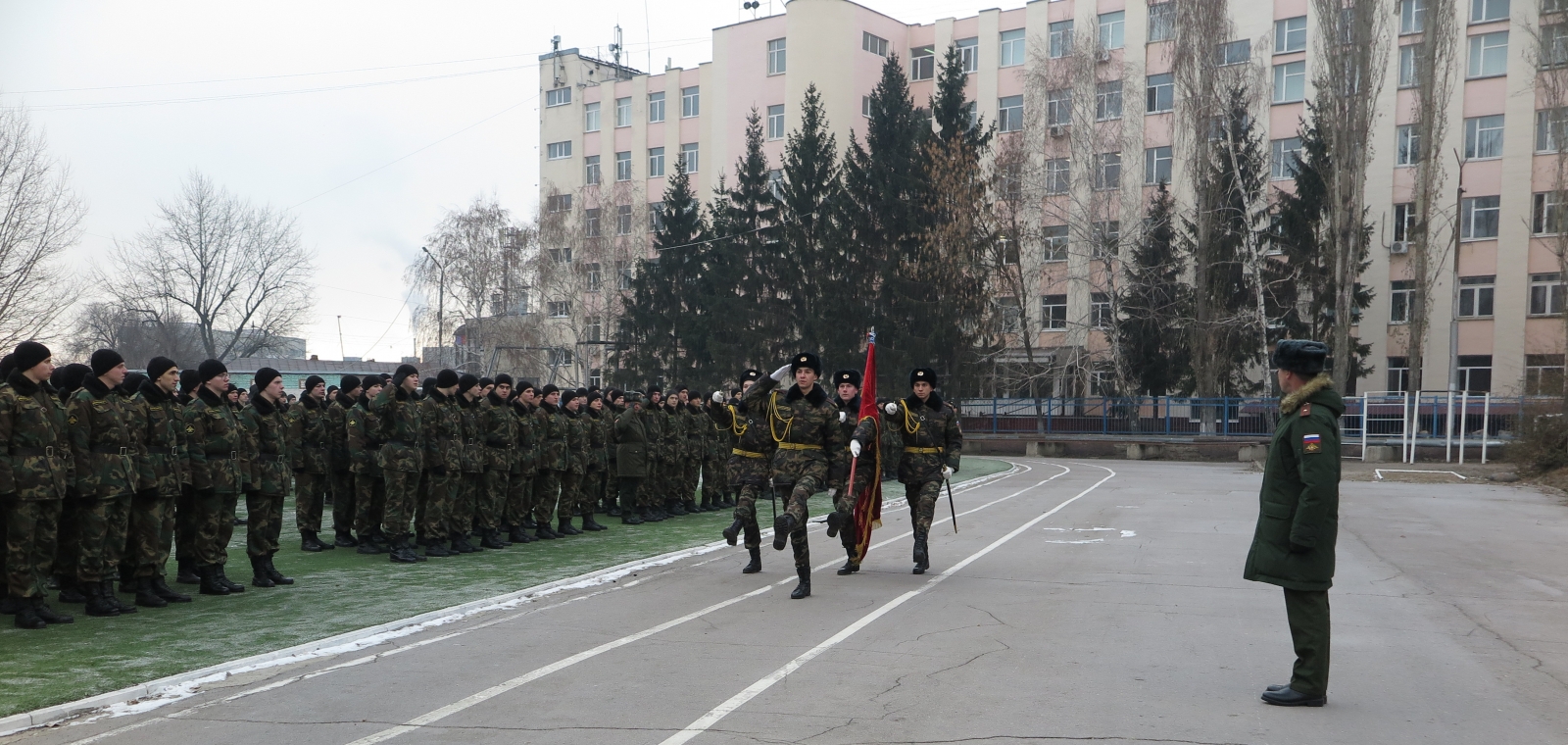 Построение всех обучающихся в ВУЦ.JPG