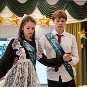 Сергей Наумов поздравил выпускников школы №73